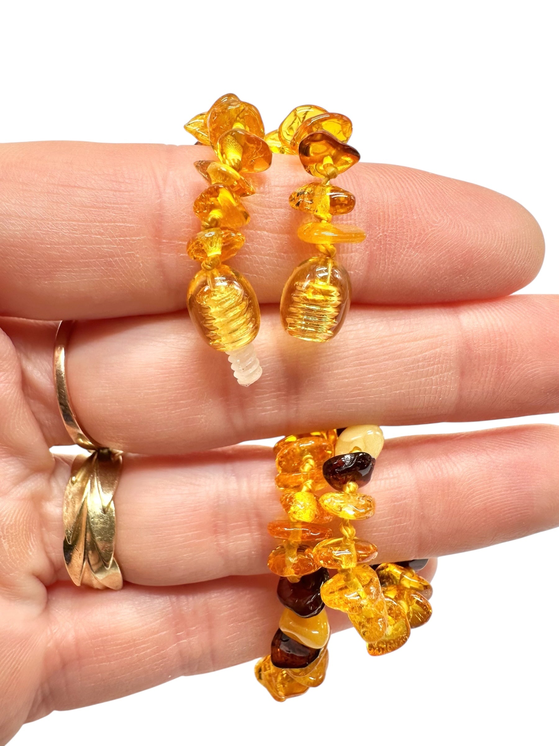 Children's necklace made of tumbled genuine amber / mix – random piece - NA/J004