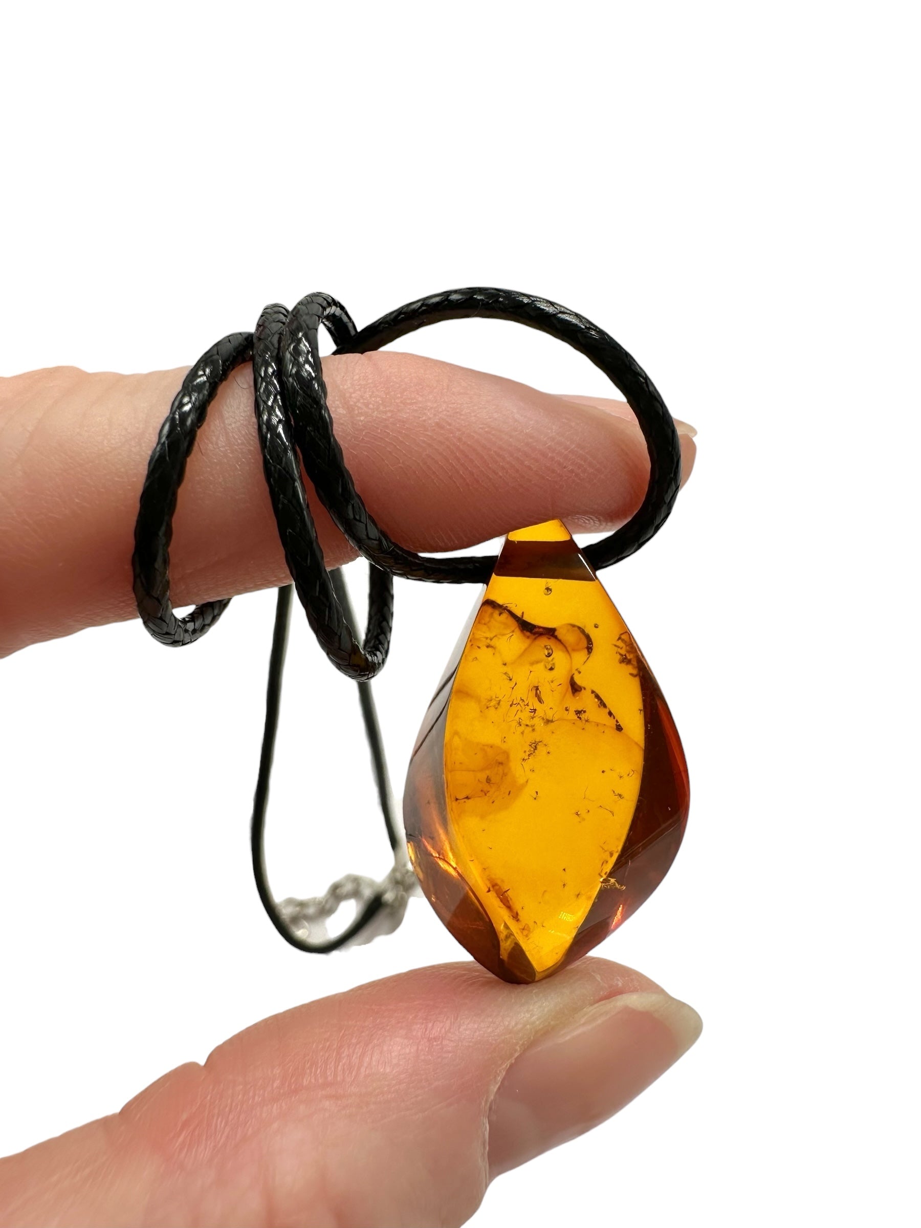 Amber pendant with leather cord - P/JN041