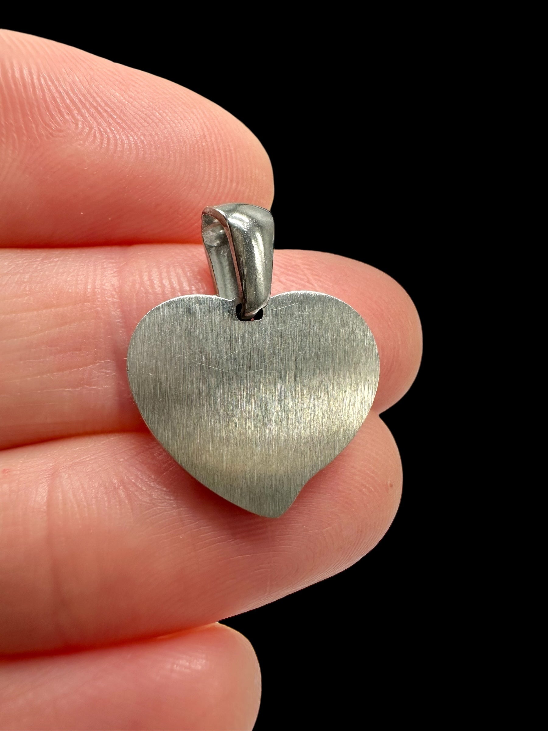 Aletai meteorite pendant / heart - P/M093