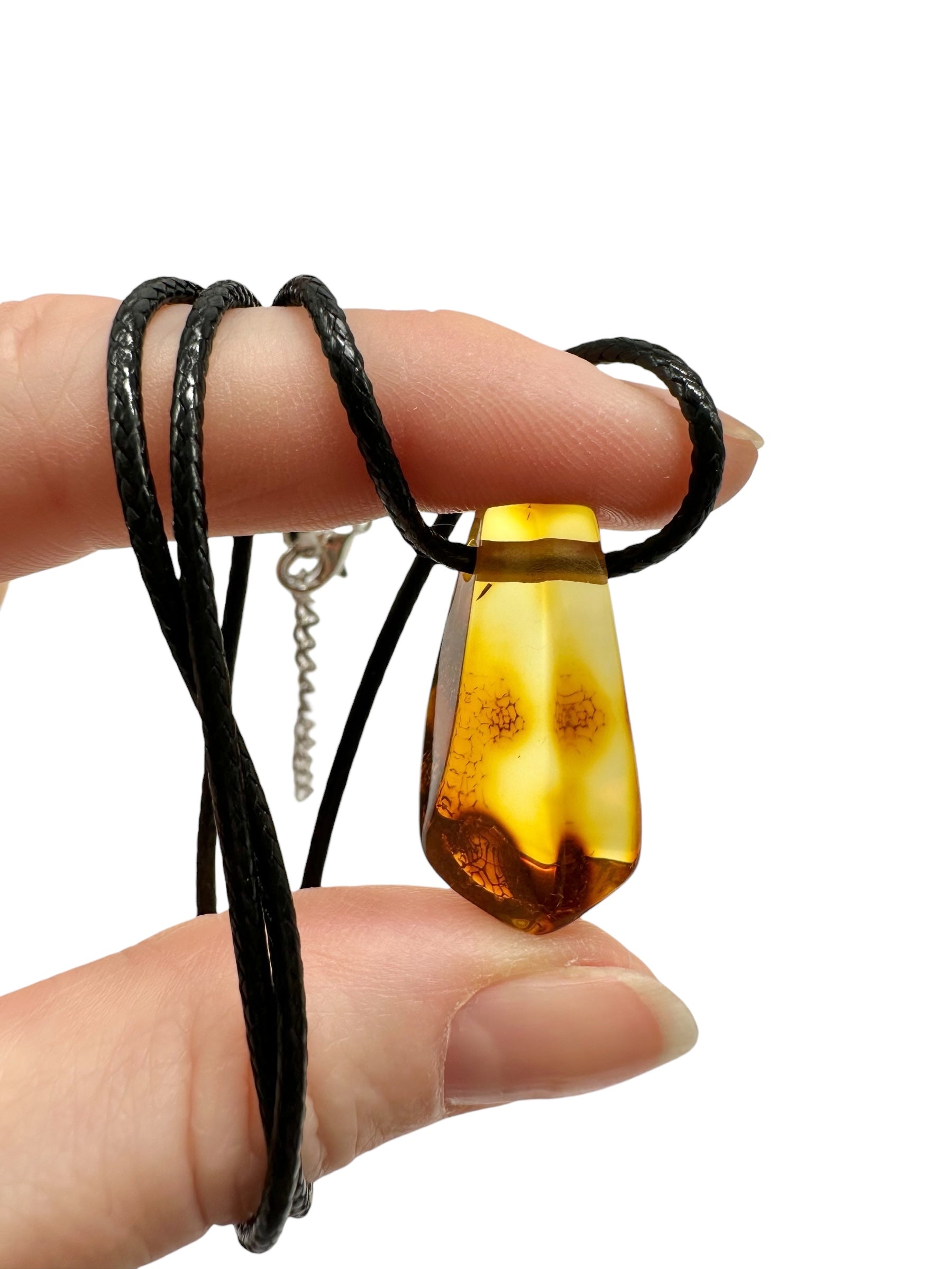 Amber pendant with leather cord - P/JN048