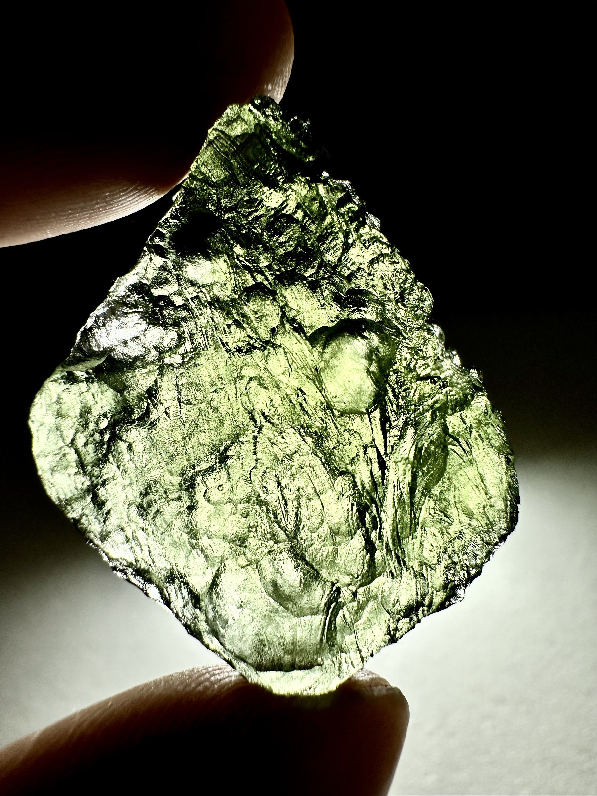 Moldavite – Koroseky – 8,9g - V2402