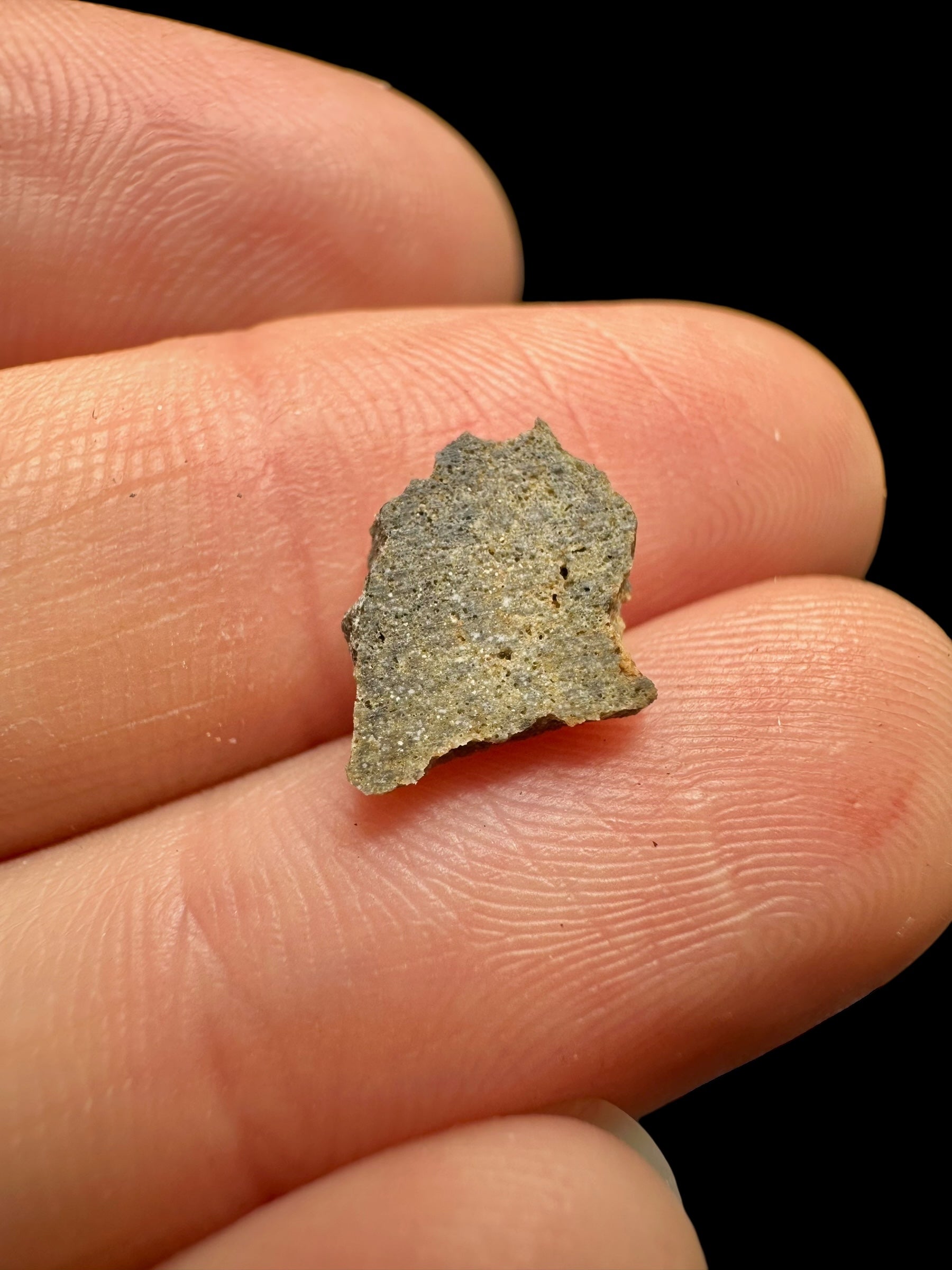 Lunar meteorite Ash Shaqqah 002 – 0,29g – Libya - MESH20