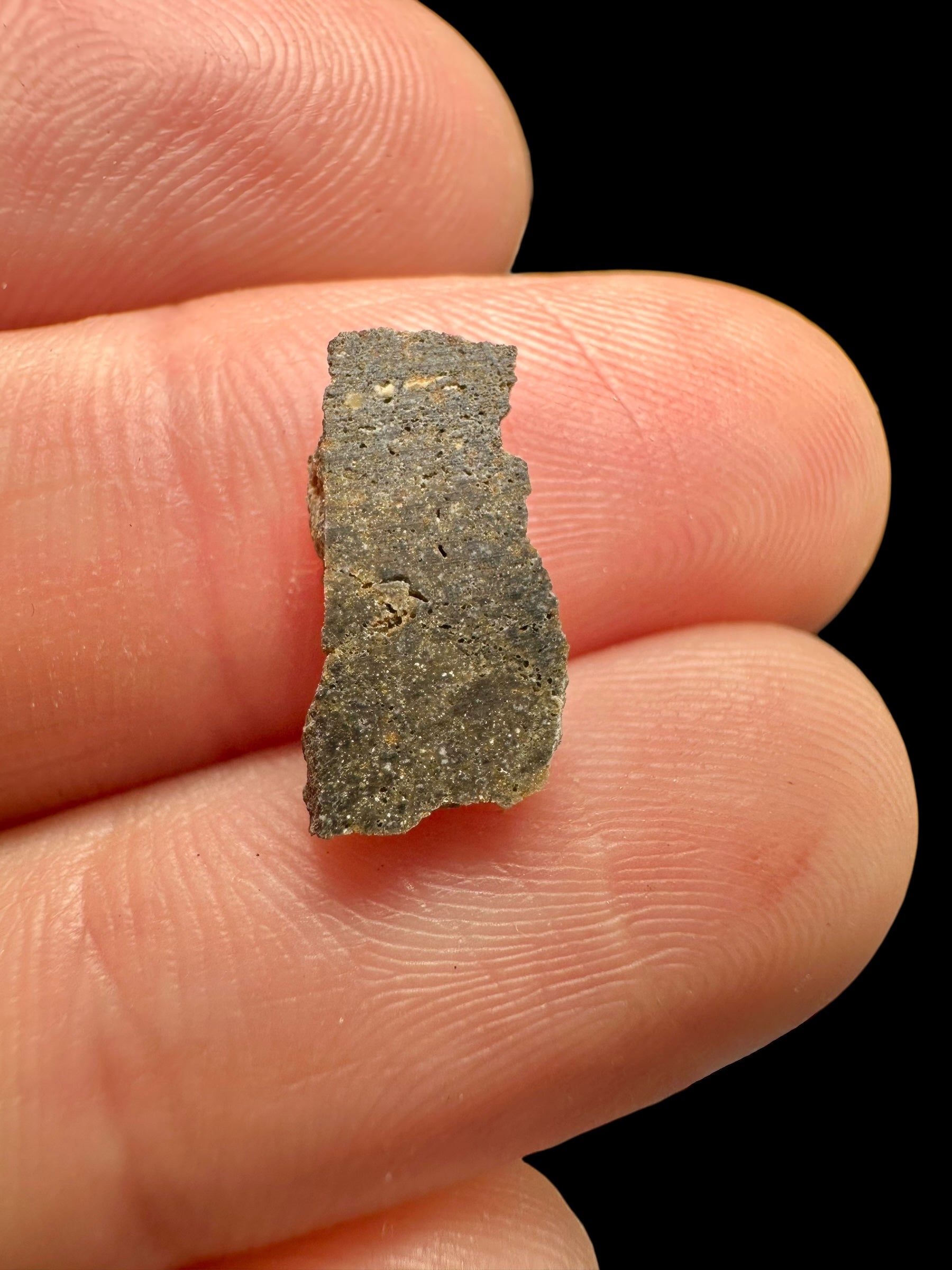 Lunar meteorite Ash Shaqqah 002 – 0,34g – Libya - MESH24