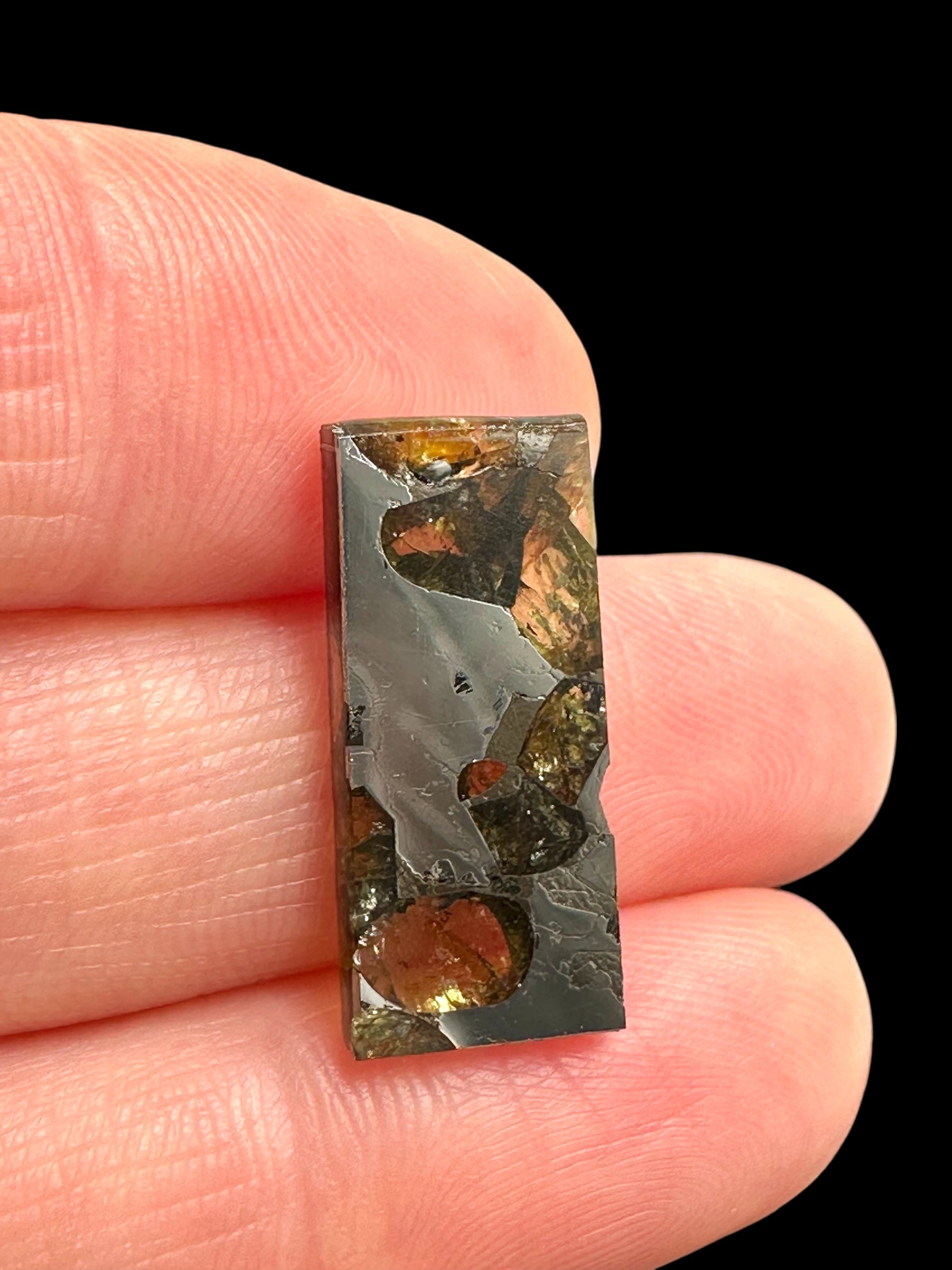 Meteorite Pallasit Brahin 2,2g – Extra Quality – Belarus - MEBR57
