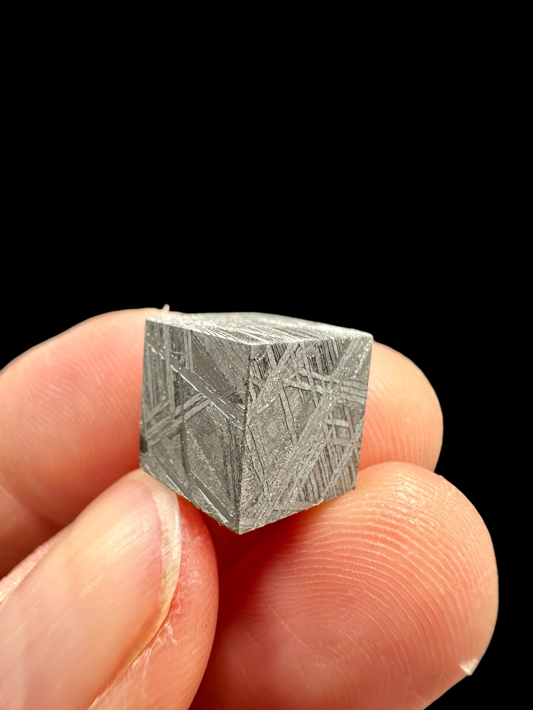 Meteorite Muonionalusta cube 10mm – Norrbotten, Sweden - MEMO150