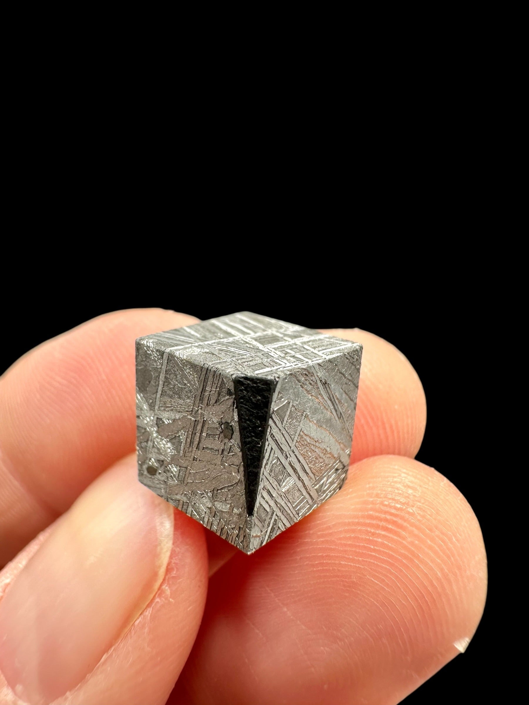 Meteorite Muonionalusta cube 10mm – Norrbotten, Sweden - MEMO150