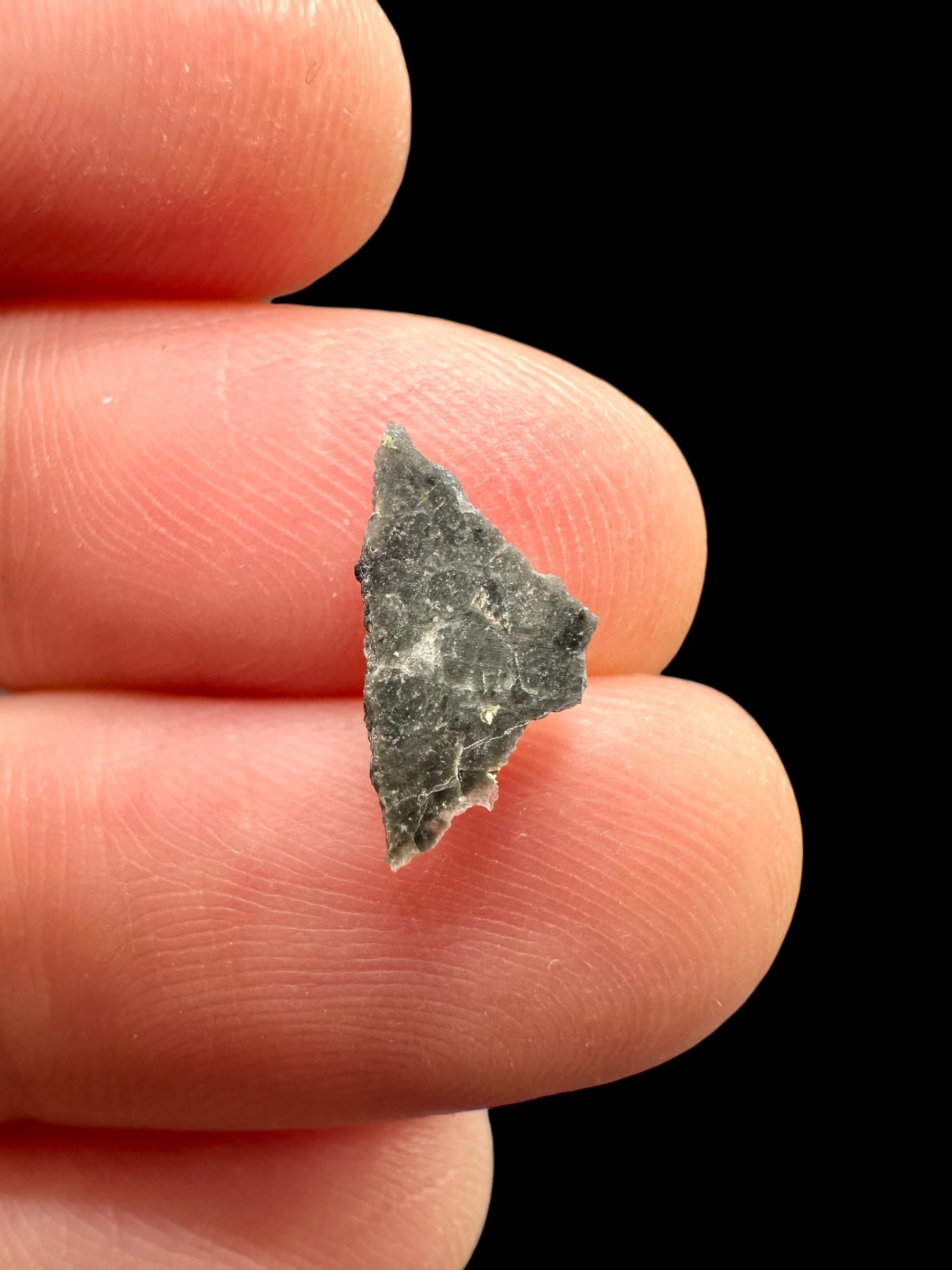 Lunar meteorite Adrar 013 – 0,1g – Algeria - MEAD21