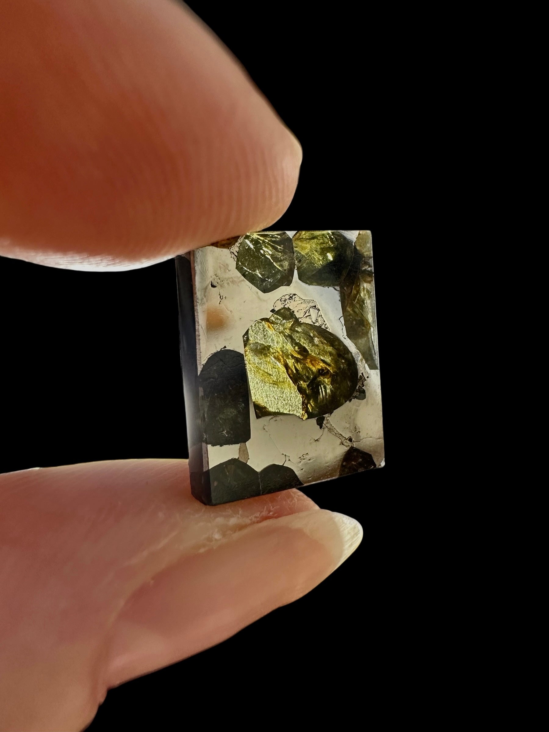 Meteorite Pallasit Brahin 2,4g – Extra Quality – Belarus - MEBR81
