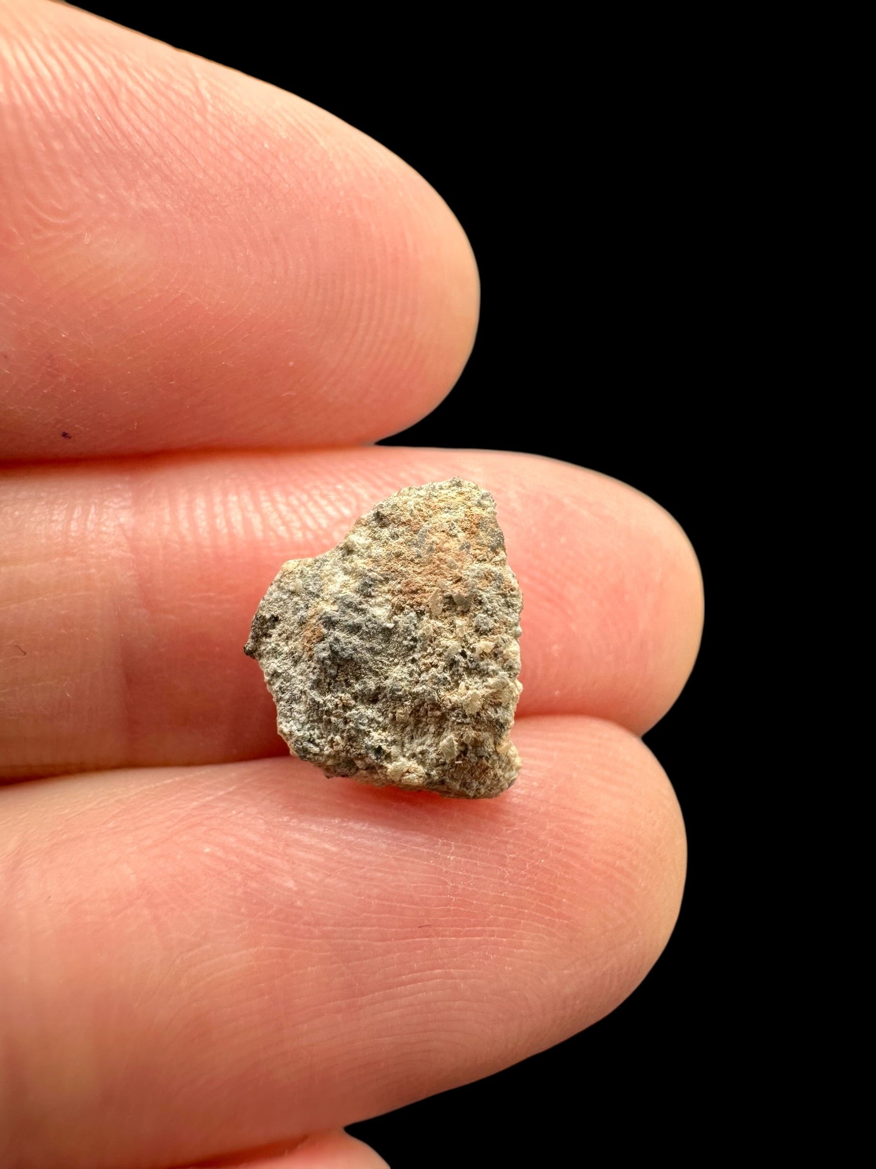 Lunar meteorite Bechar 007 – 0,5g – Algeria - MEBA91