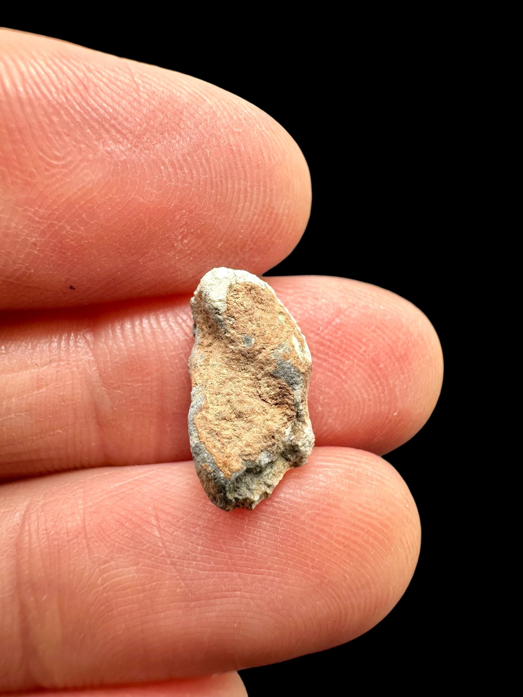Lunar meteorite Bechar 007 – 0,5g – Algeria - MEBA93