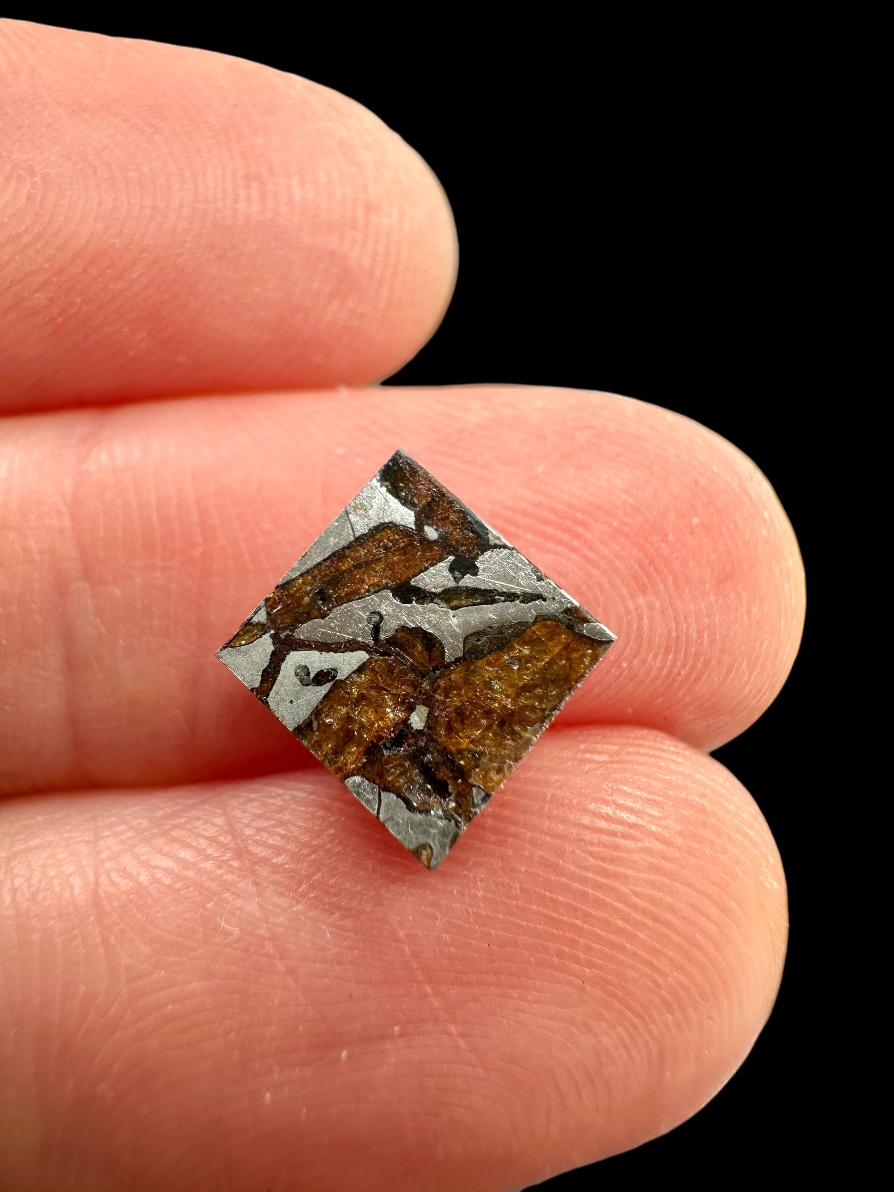 Meteorite Hassi el Biod 002 – 0,7g – Algeria - MEHA22