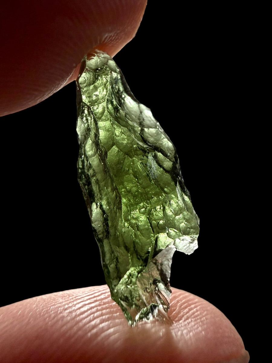 Moldavite – Chlum – 0,9g - OVL099 retroilluminata