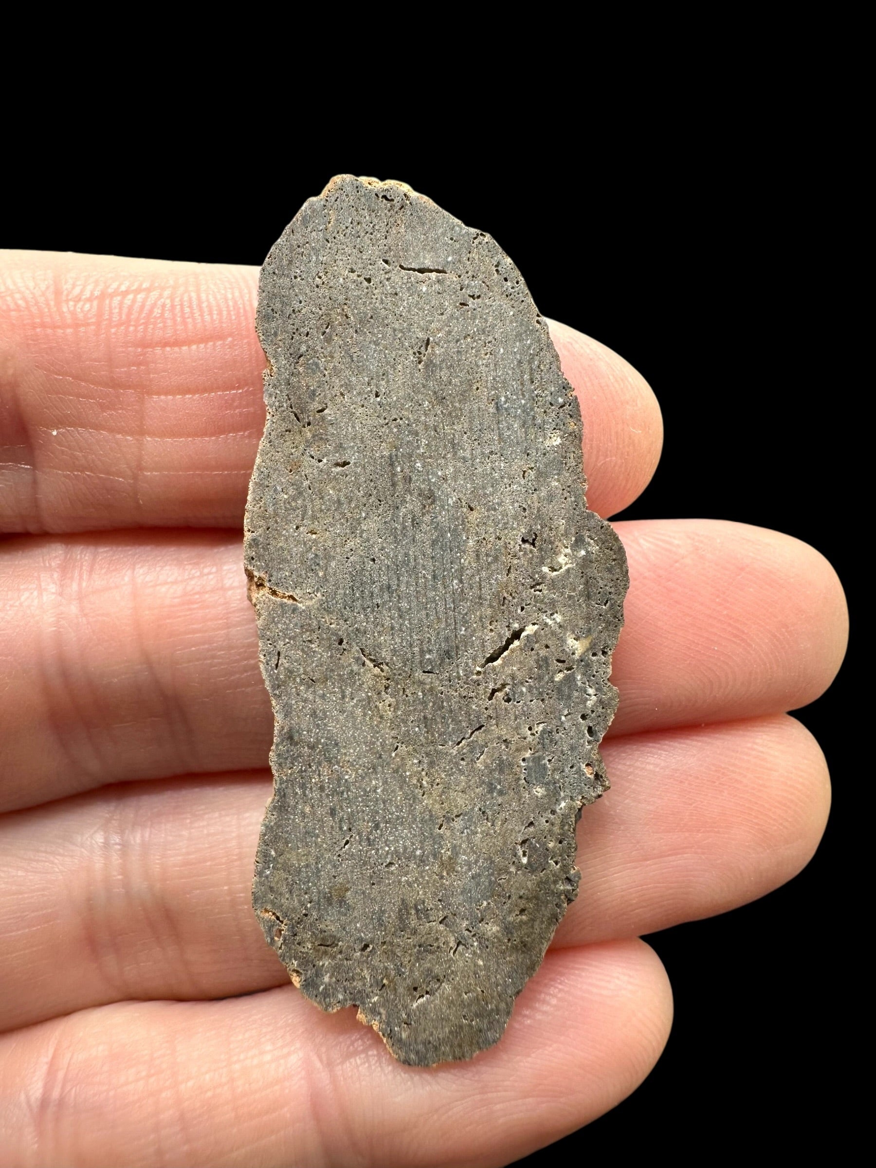 Lunar meteorite Ash Shaqqah 002 – 3,9g – Libya