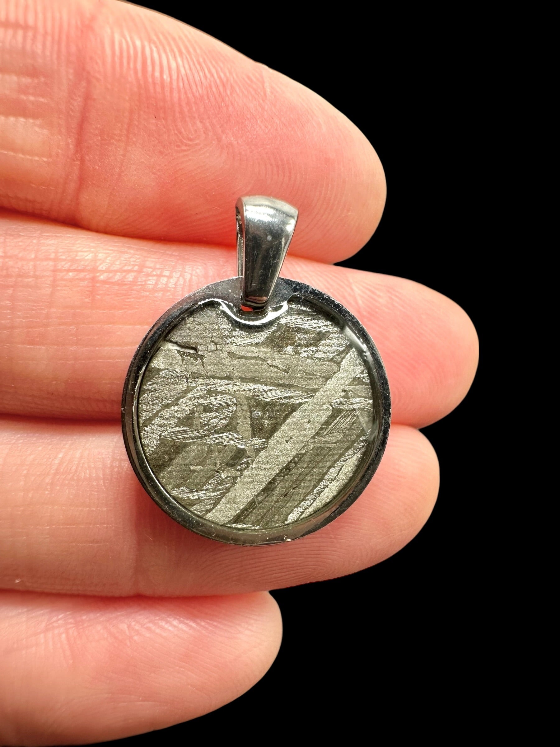 Aletai meteorite pendant - P/M097