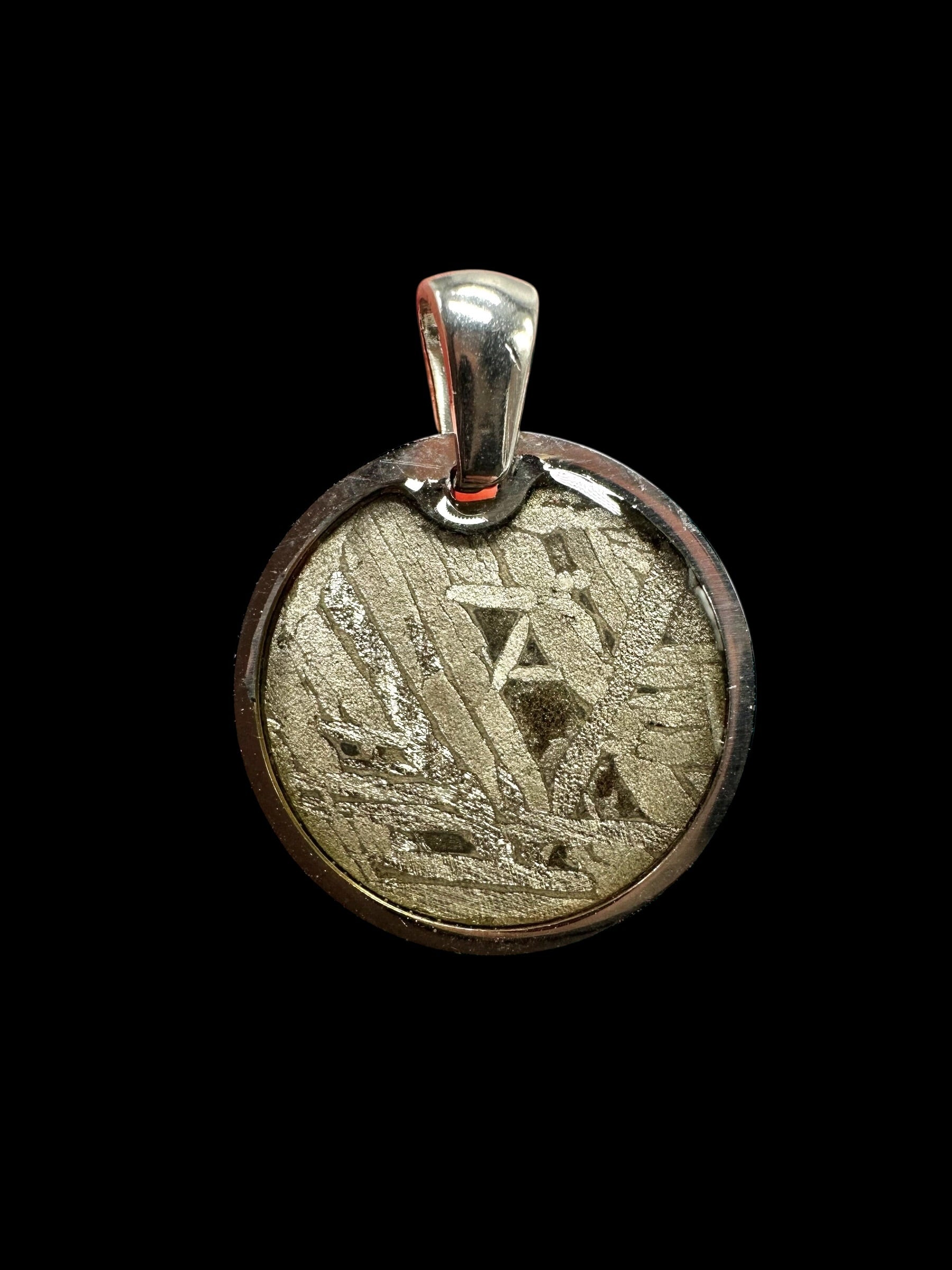Aletai meteorite pendant