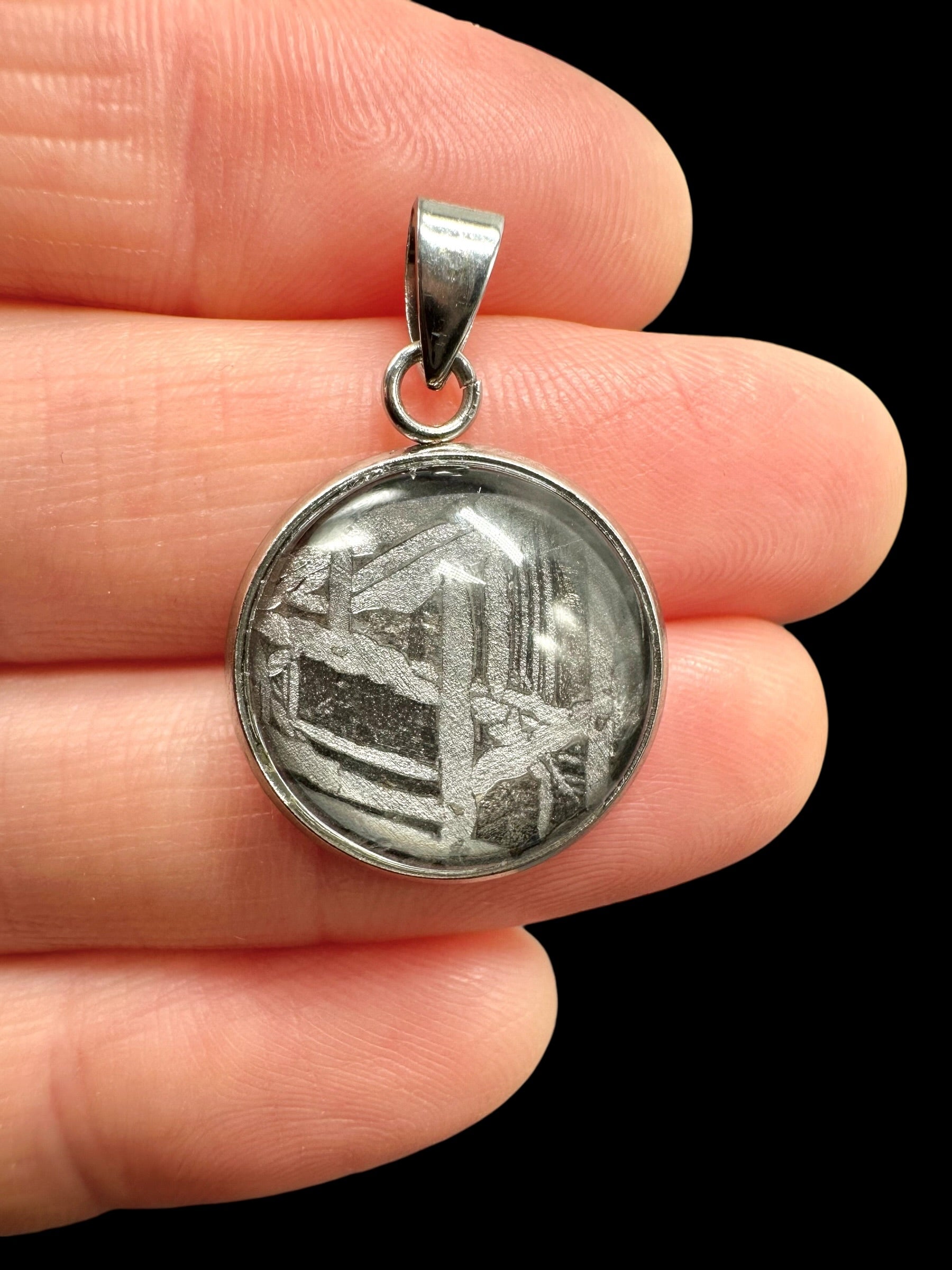 Aletai meteorite pendant - P/M101