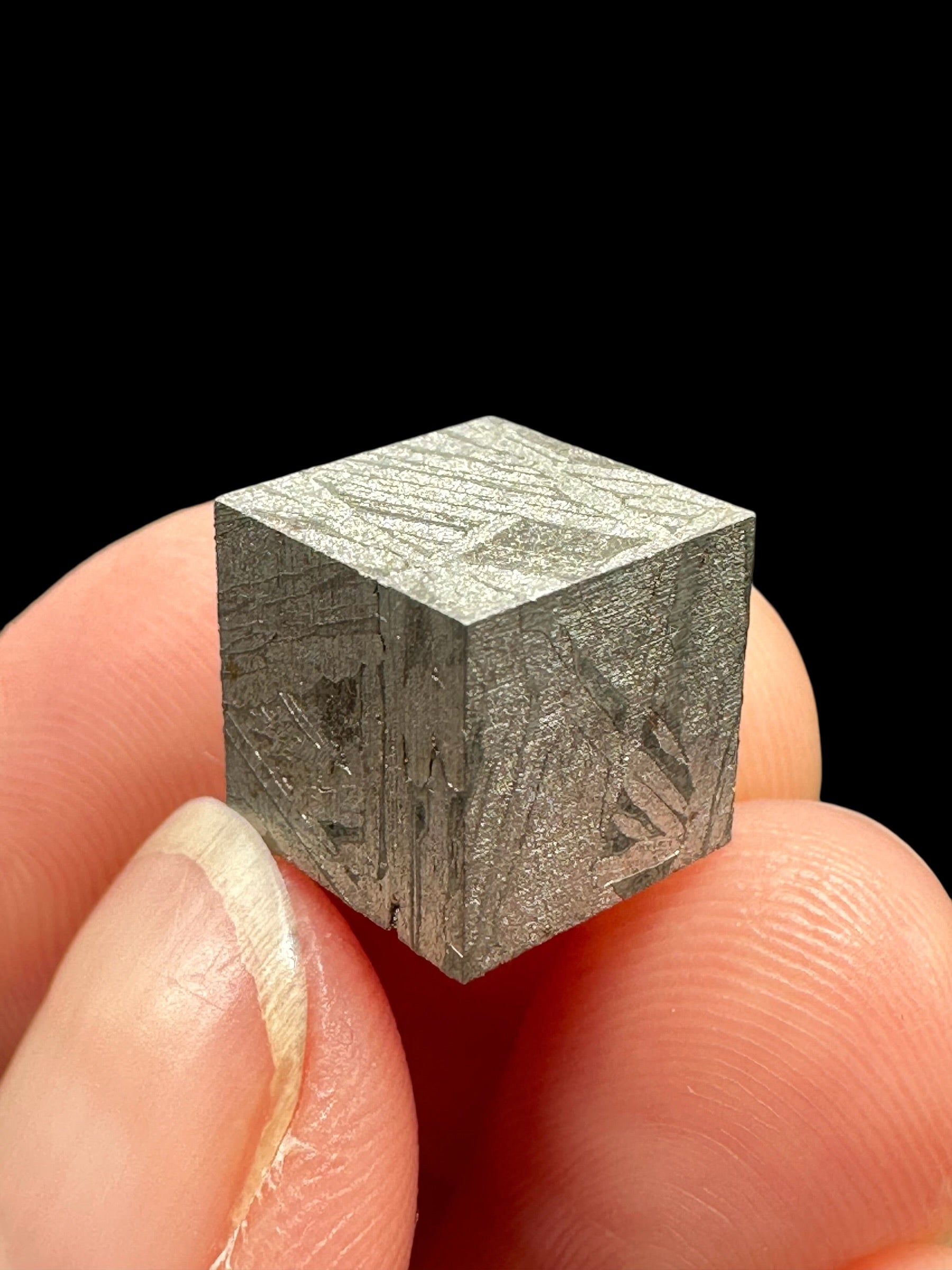 Meteorite Aletai Cube 9mm – Xinjiang, China - MEAL126