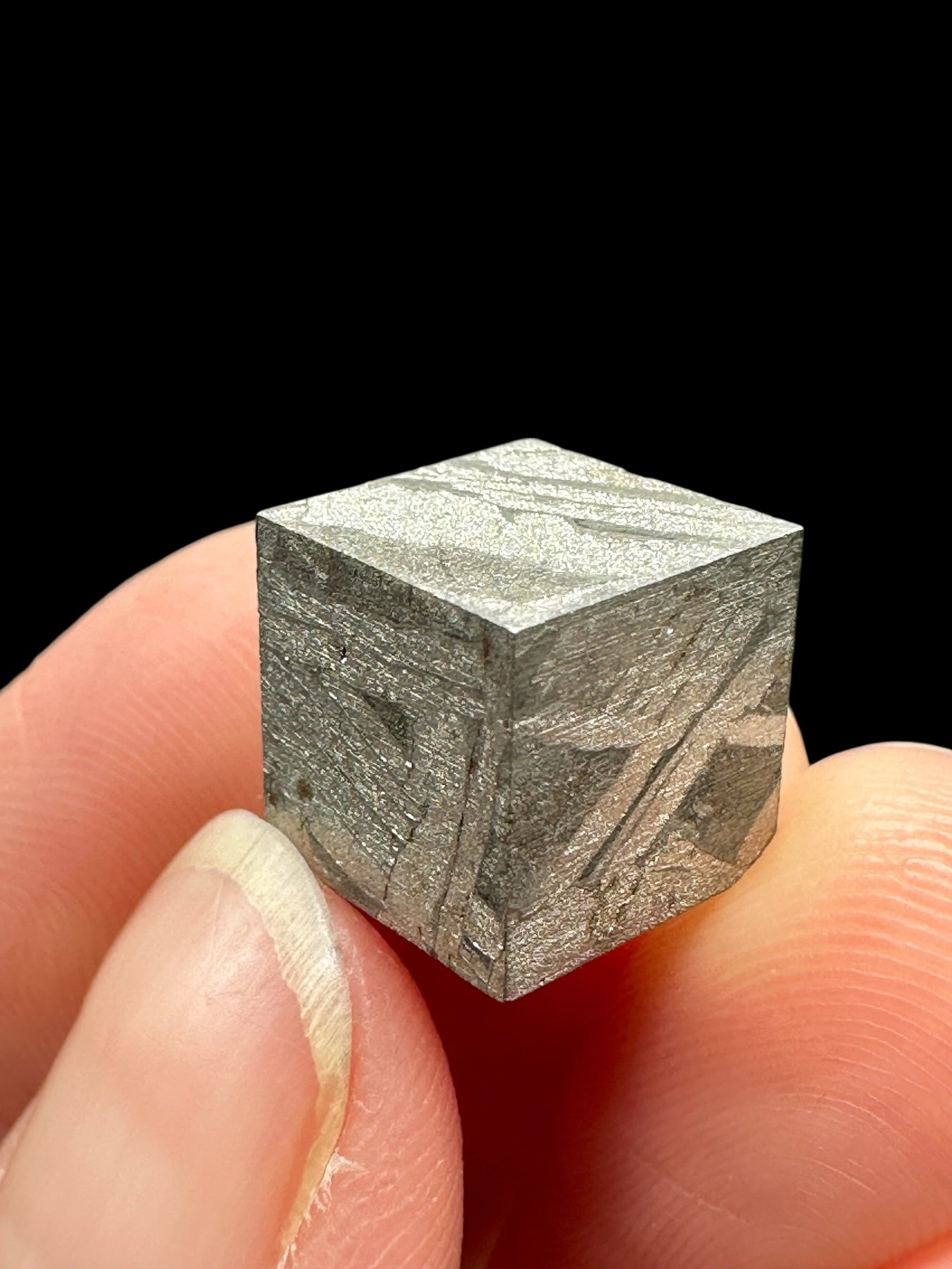 Meteorite Aletai Cube 9mm – Xinjiang, China - MEAL127