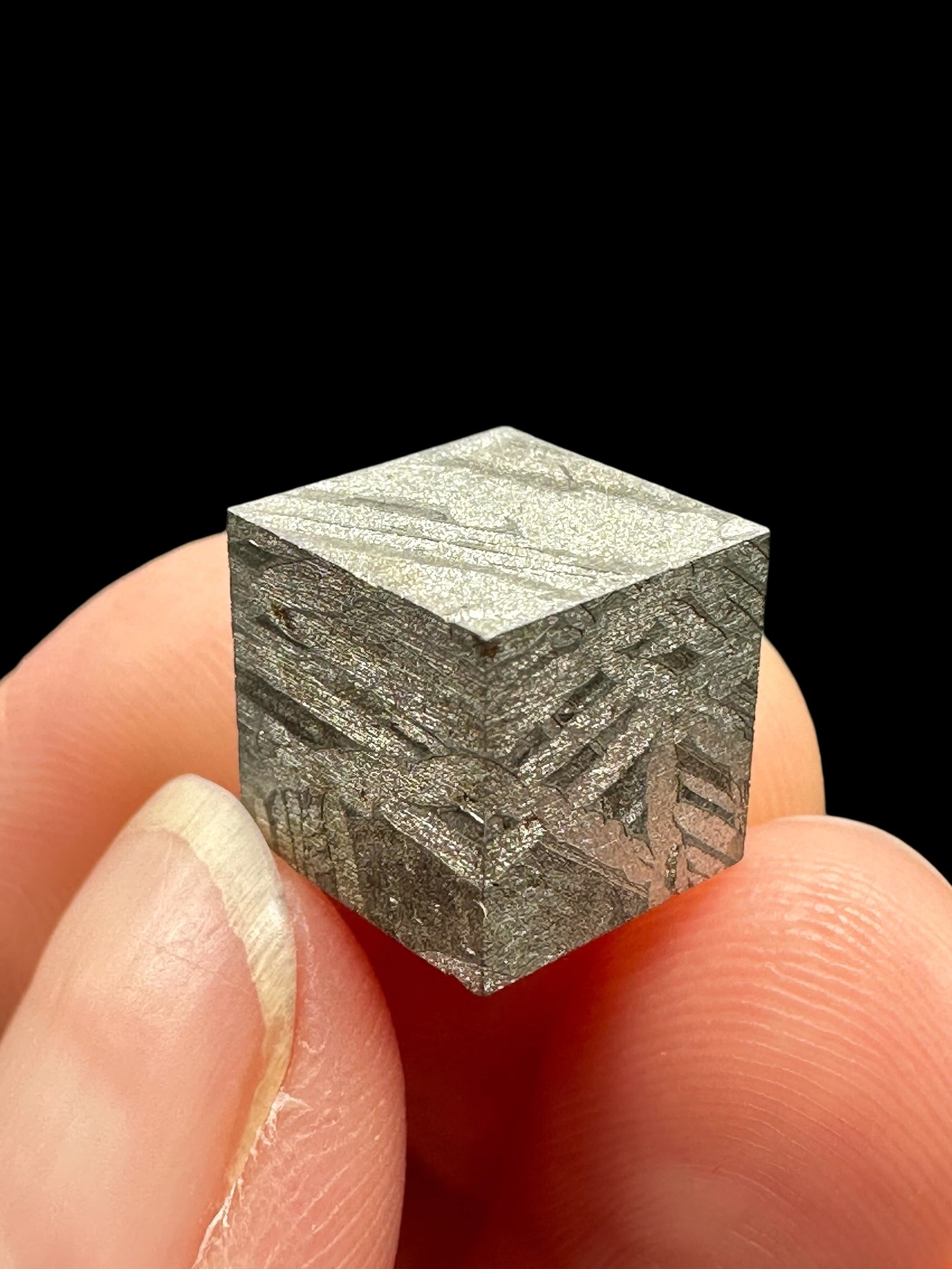 Meteorite Aletai Cube 9mm – Xinjiang, China - MEAL127