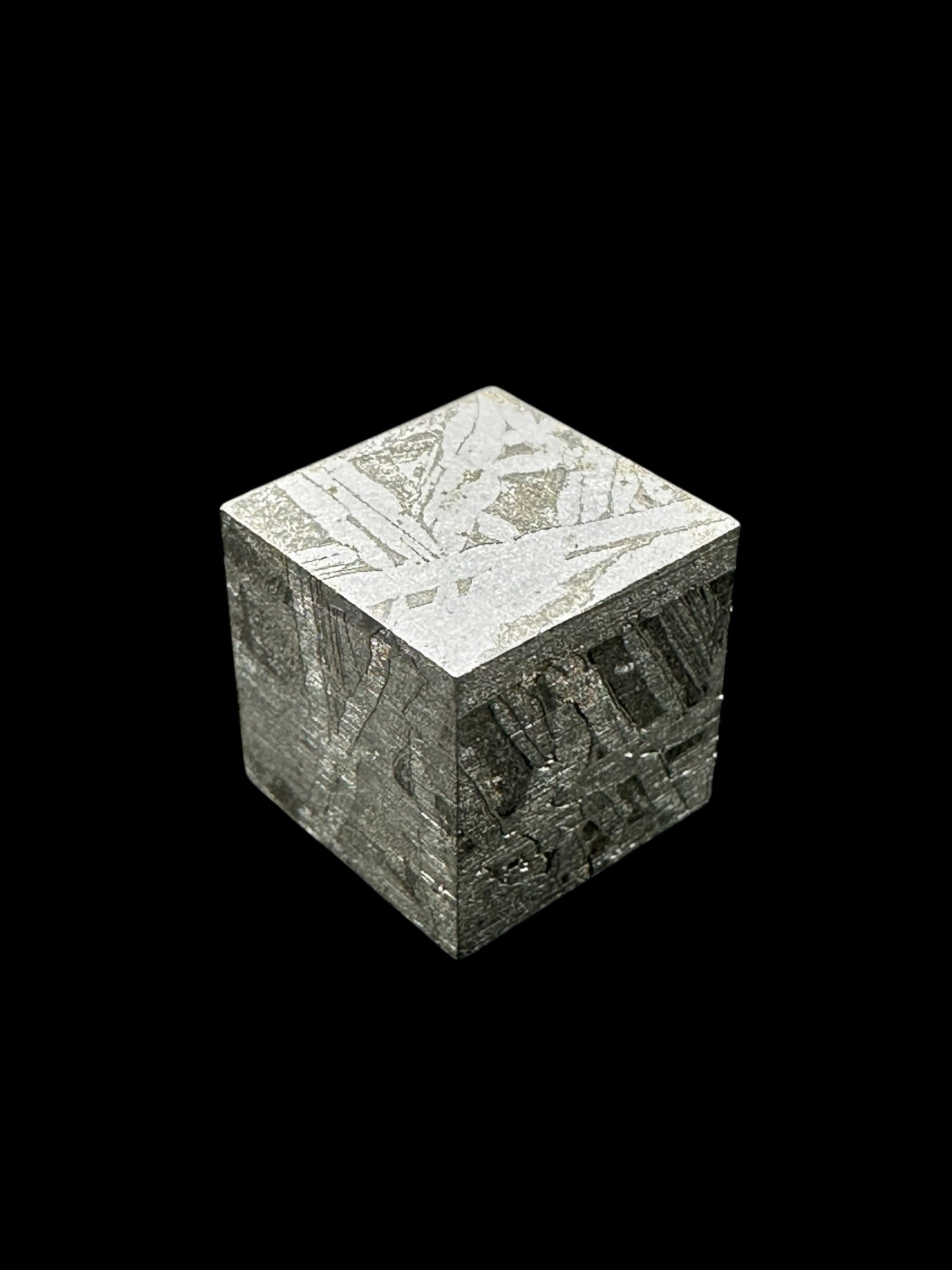 Meteorite Aletai Cube 9mm – Xinjiang, China - MEAL128