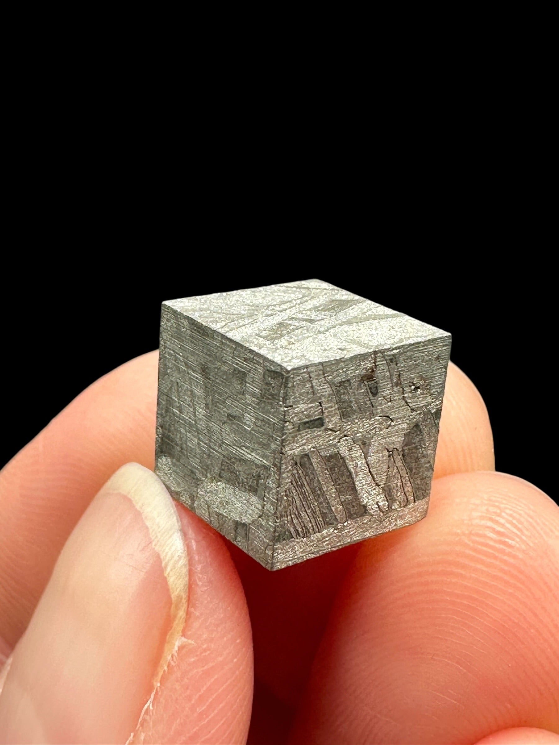 Meteorite Aletai Cube 9mm – Xinjiang, China