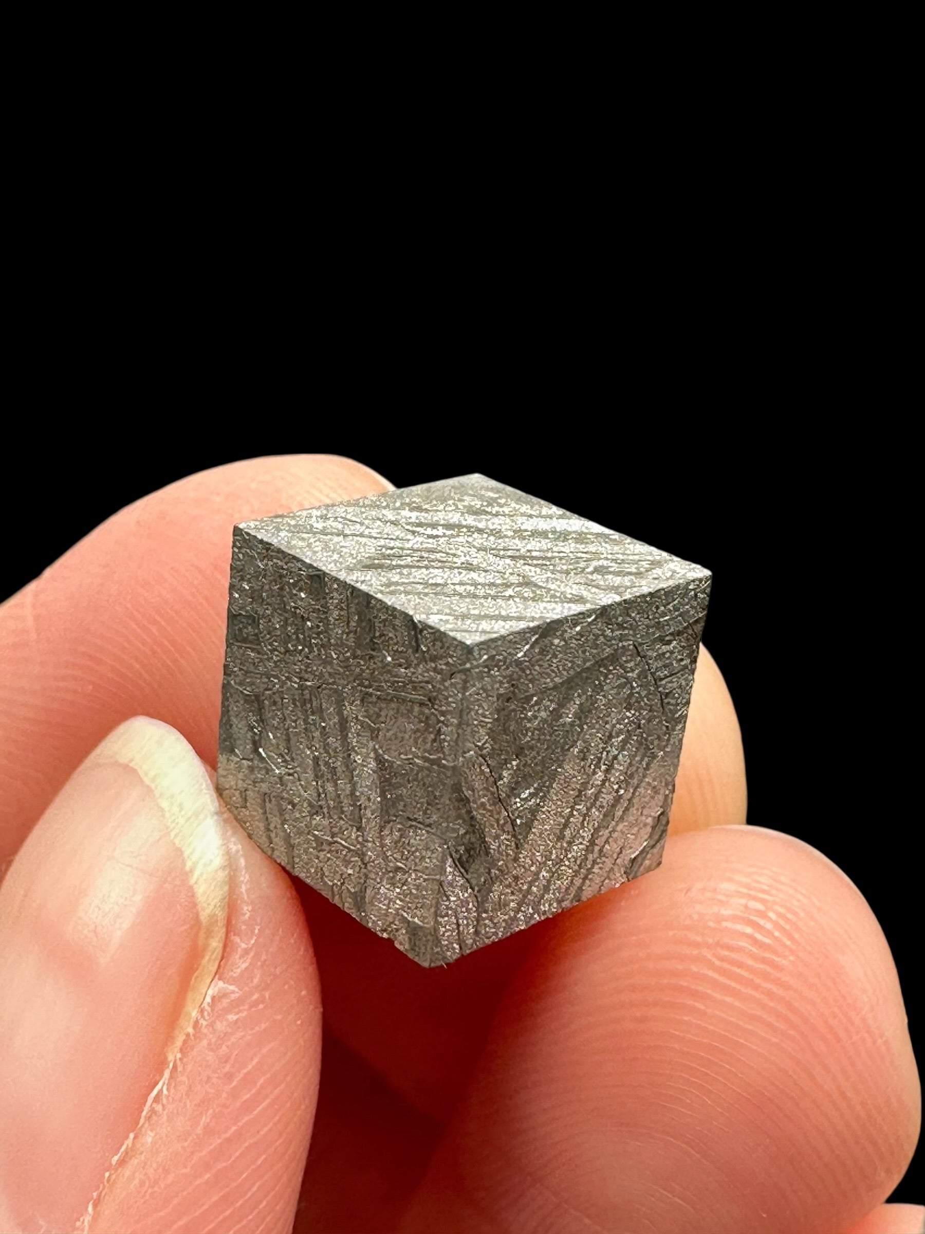 Meteorite Aletai Cube 9mm – Xinjiang, China - MEAL129