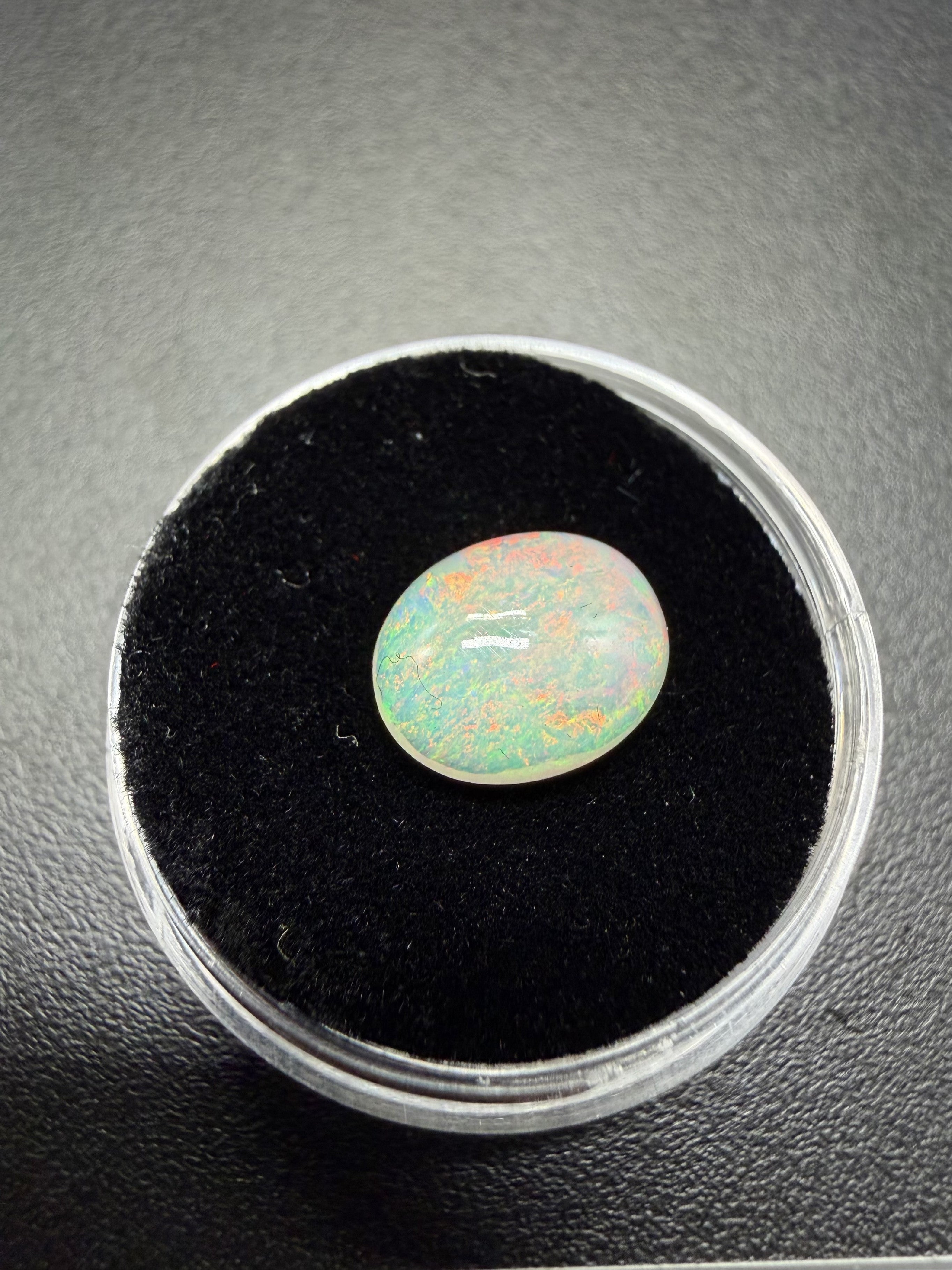 Precious opal cabochon 1,4ct – Welo, Ethiopia - OPK112