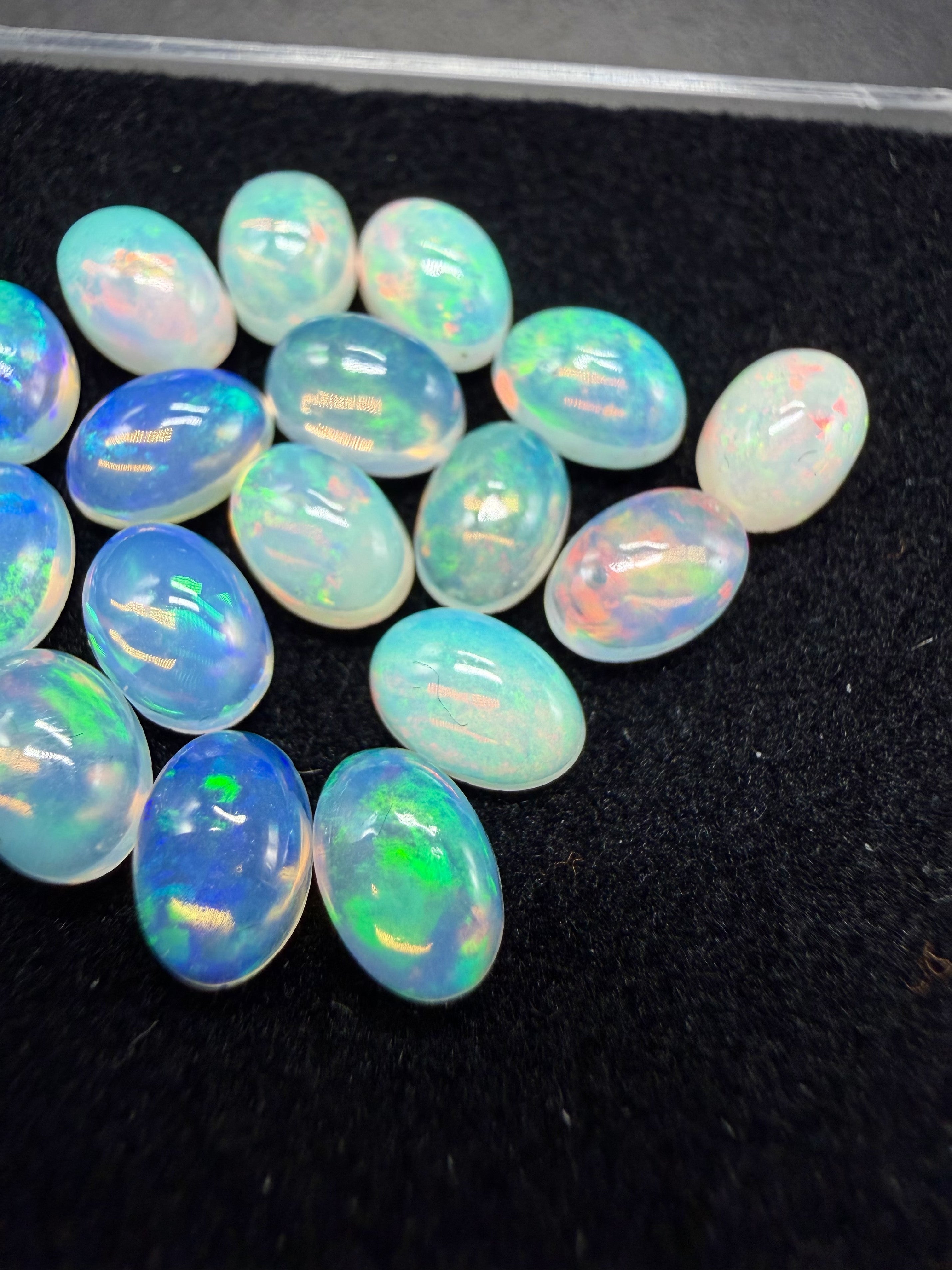 20 pcs precious opal cabochons – Welo, Ethiopia - OPK128