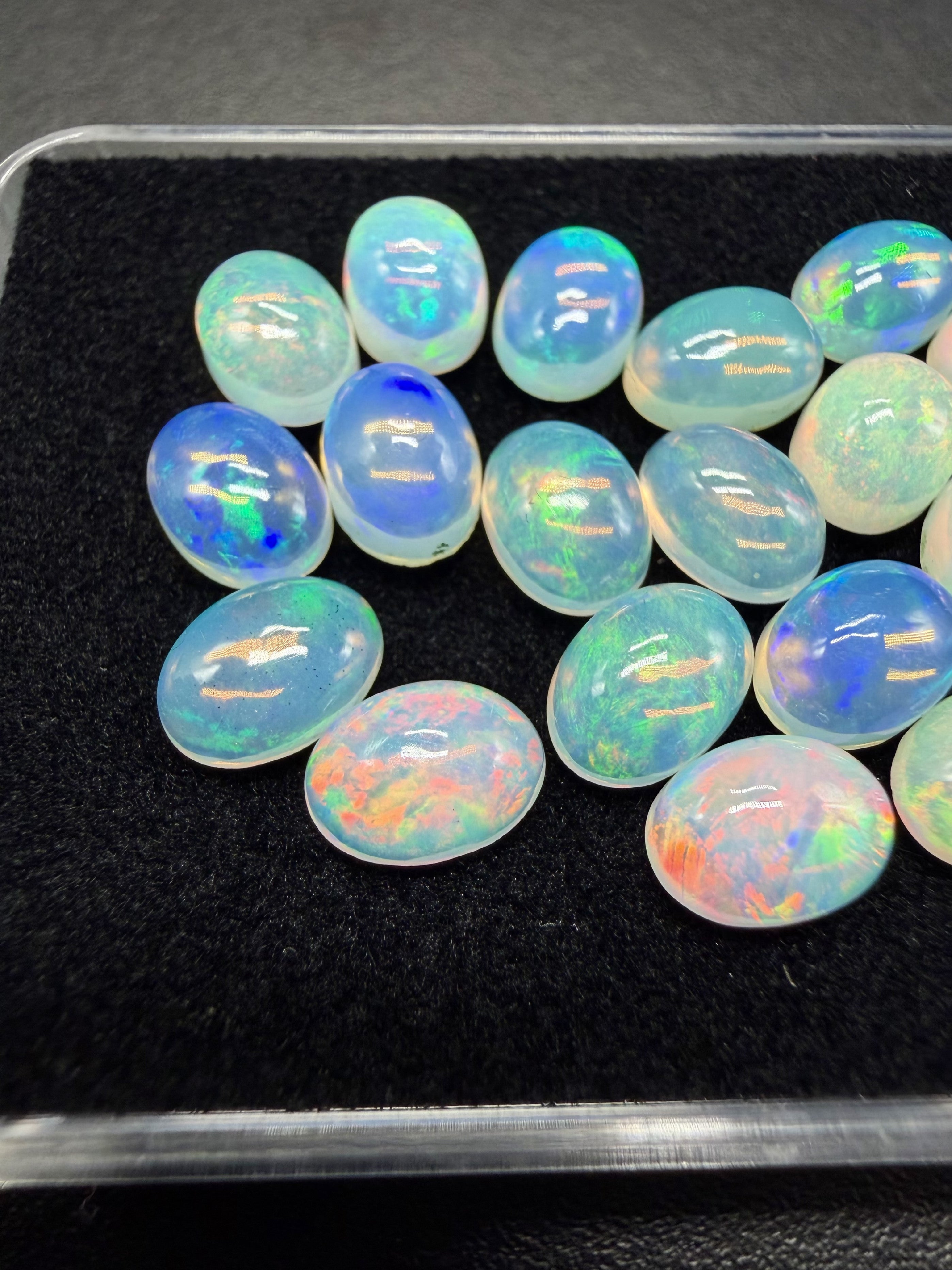 20 pcs precious opal cabochons – Welo, Ethiopia - OPK130