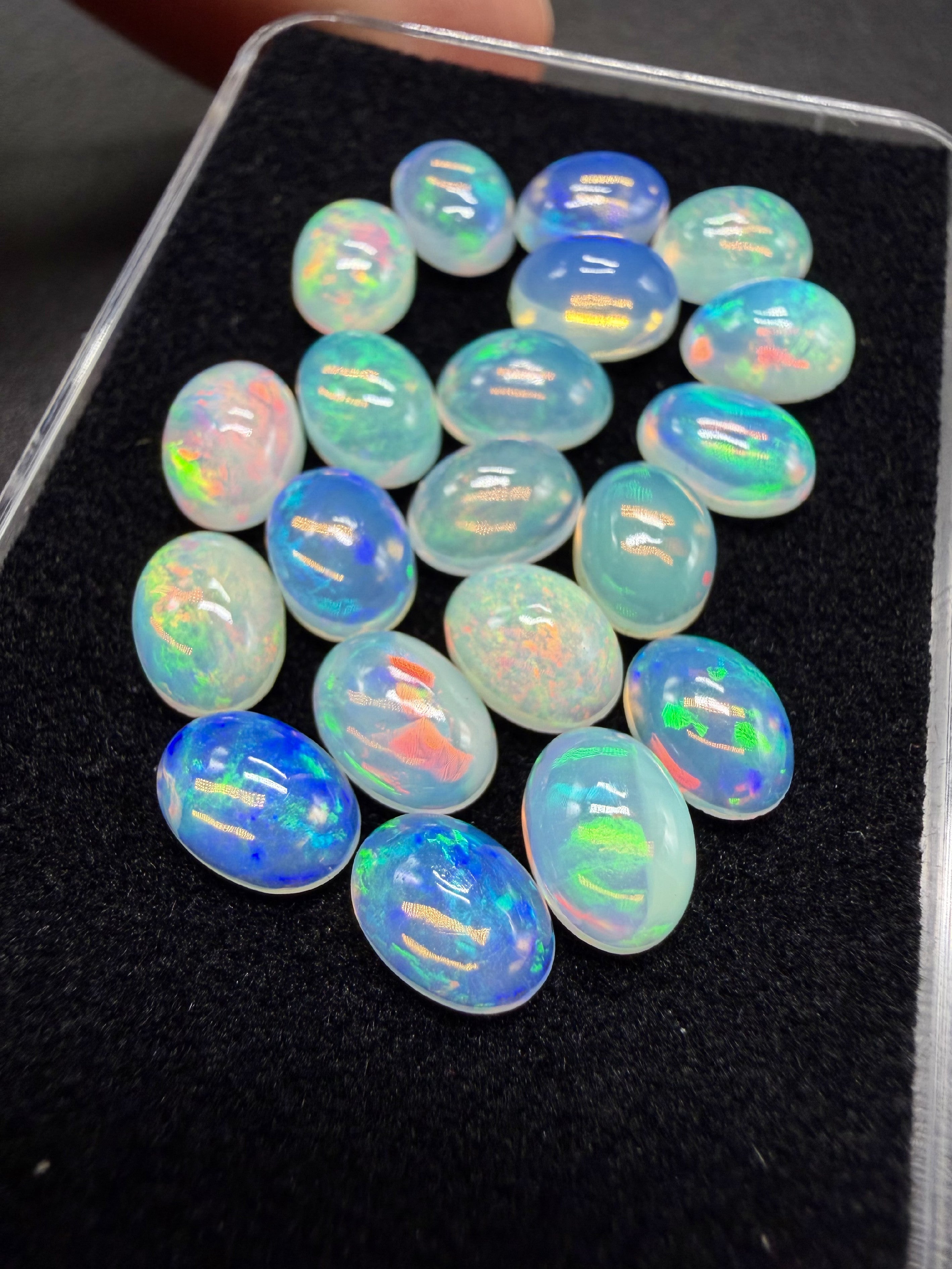 20 pcs precious opal cabochons – Welo, Ethiopia - OPK130