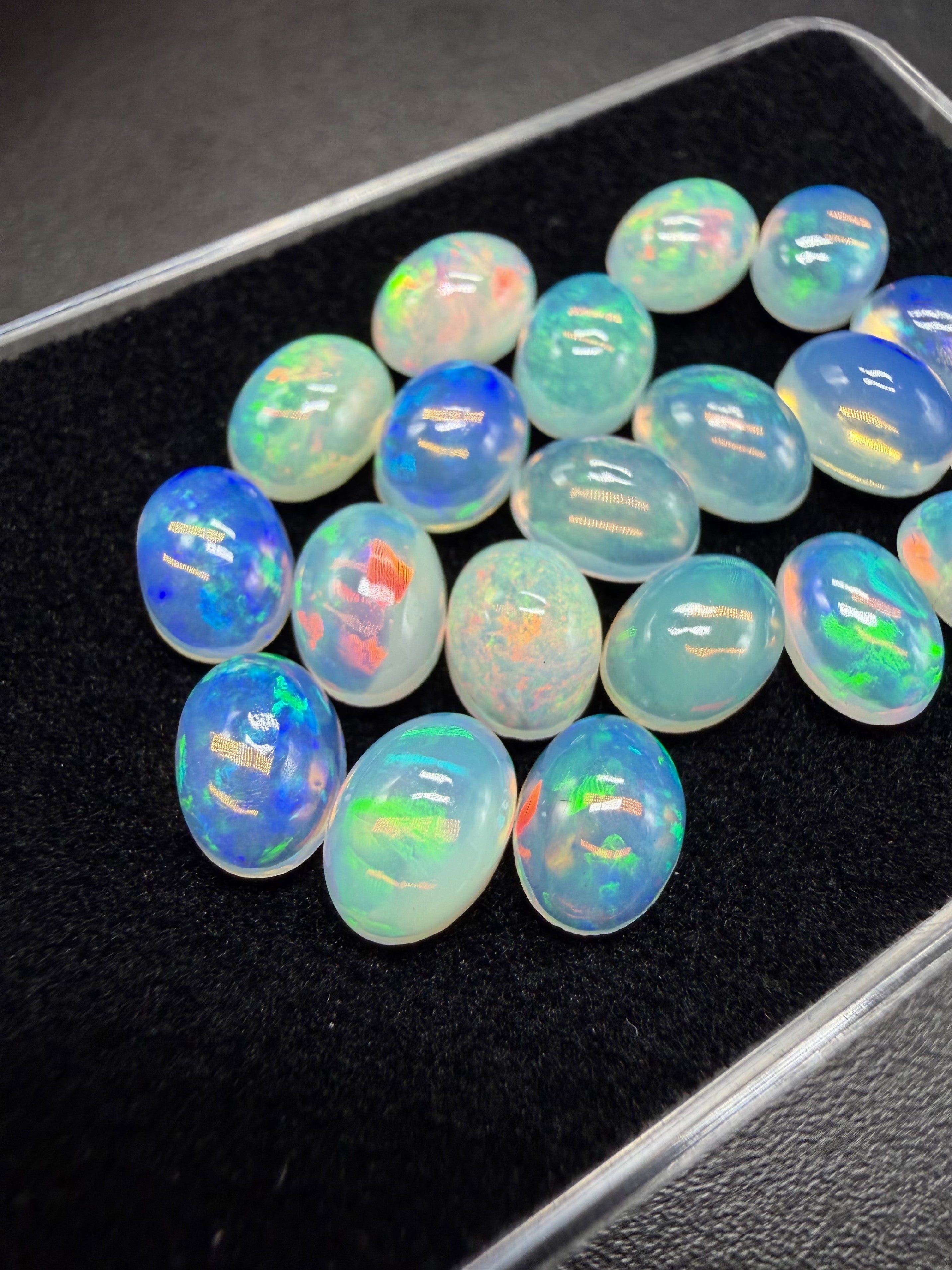 20 pcs precious opal cabochons – Welo, Ethiopia - OPK130