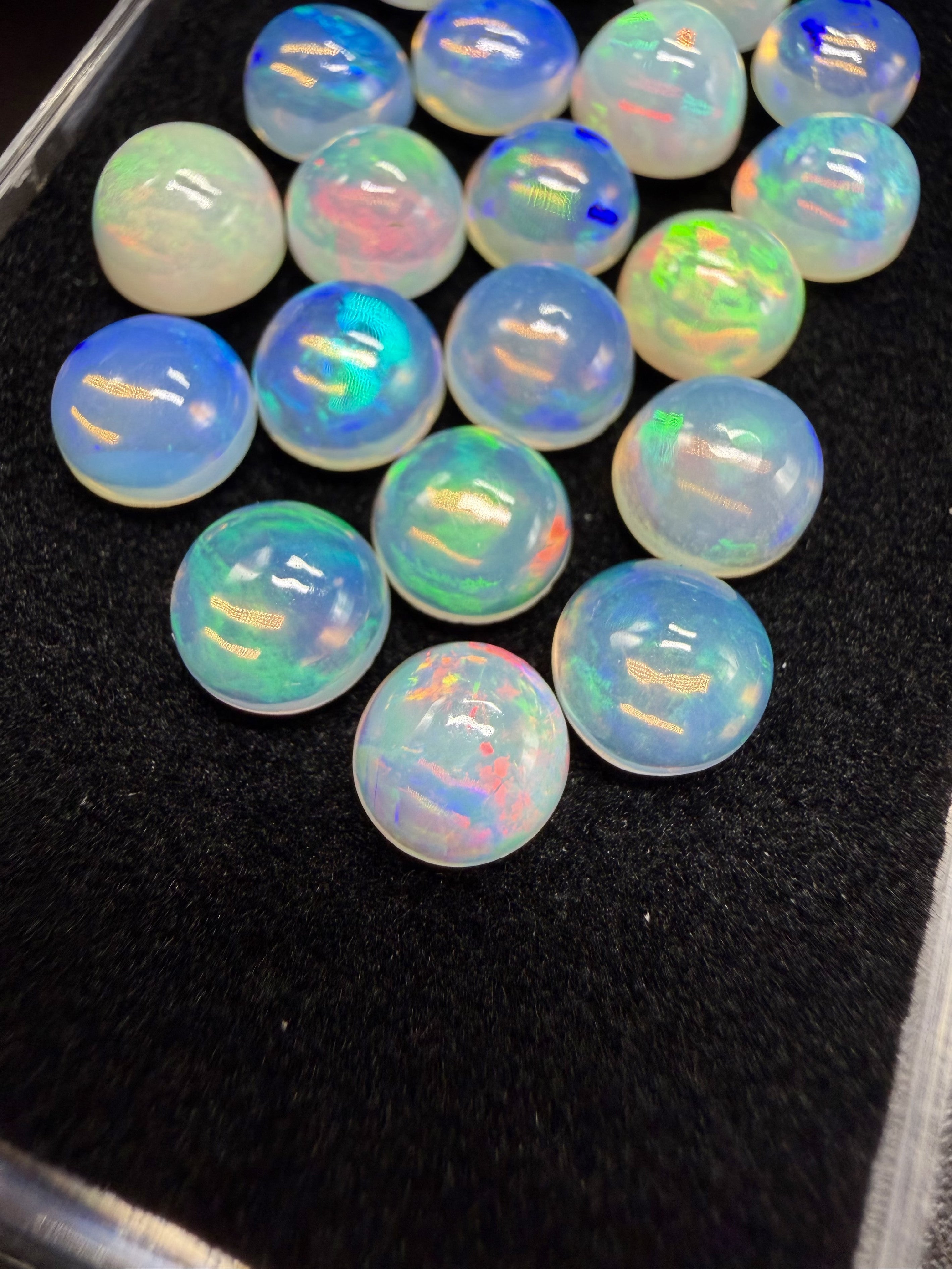 20 pcs precious opal cabochons – Welo, Ethiopia - OPK131