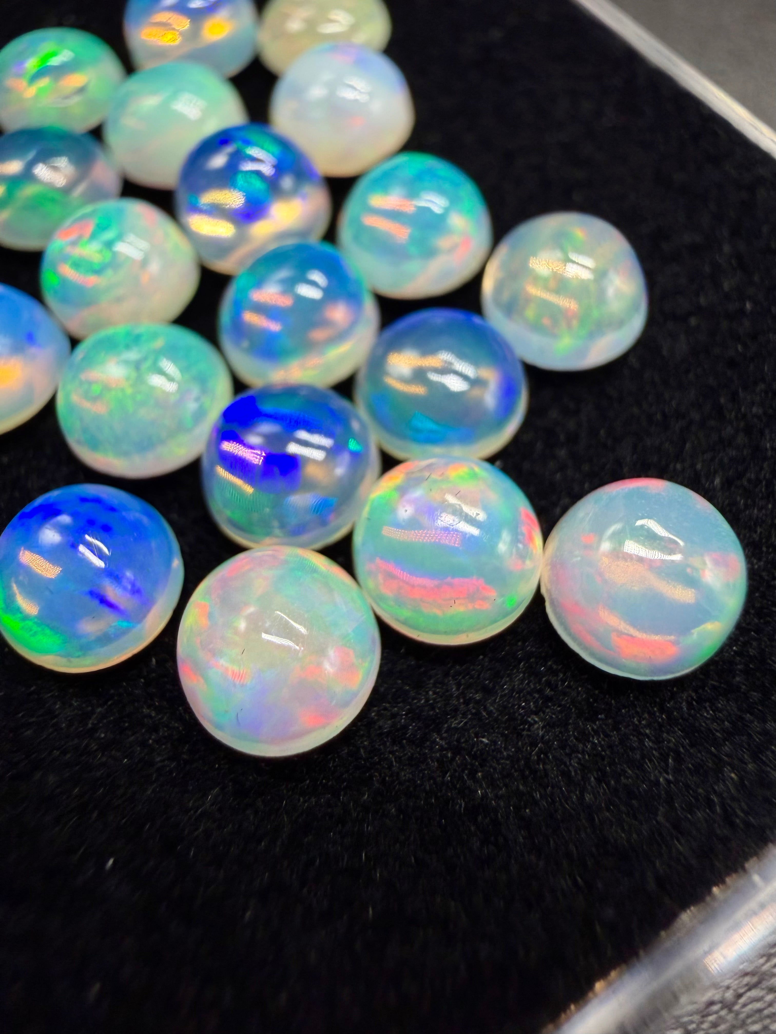 20 pcs precious opal cabochons – Welo, Ethiopia - OPK132