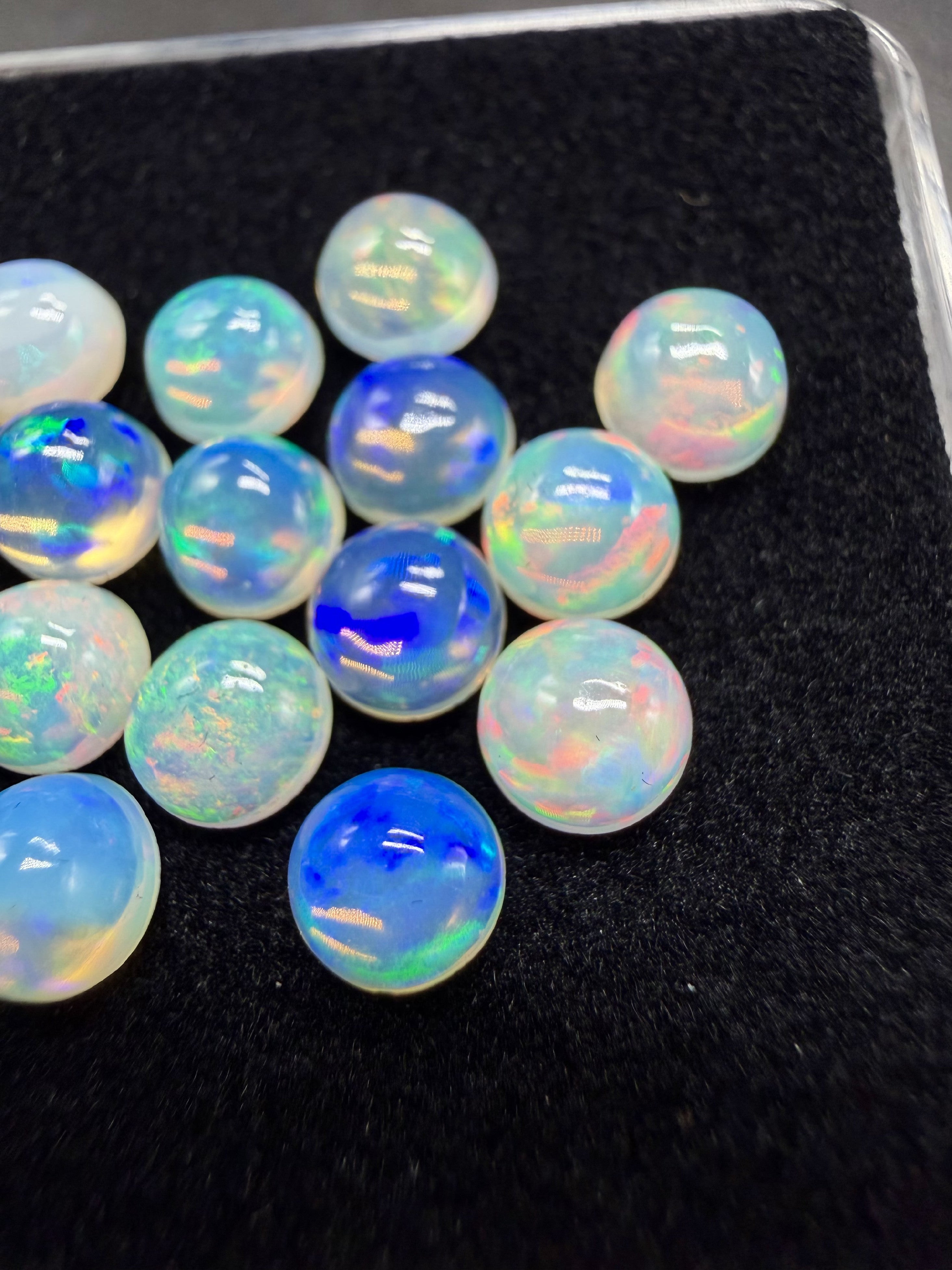 20 pcs precious opal cabochons – Welo, Ethiopia - OPK132