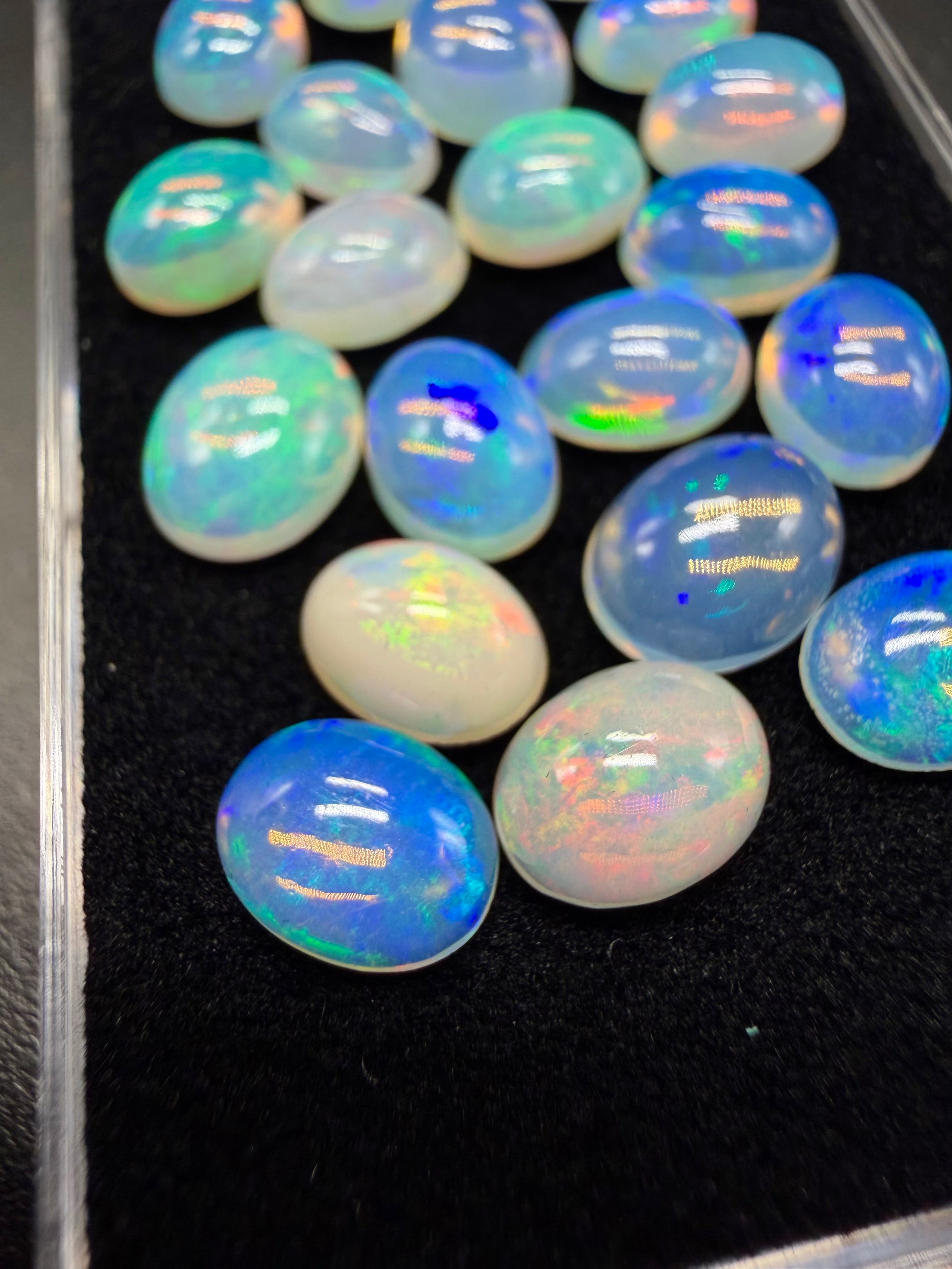 20 pcs precious opal cabochons – Welo, Ethiopia - OPK133