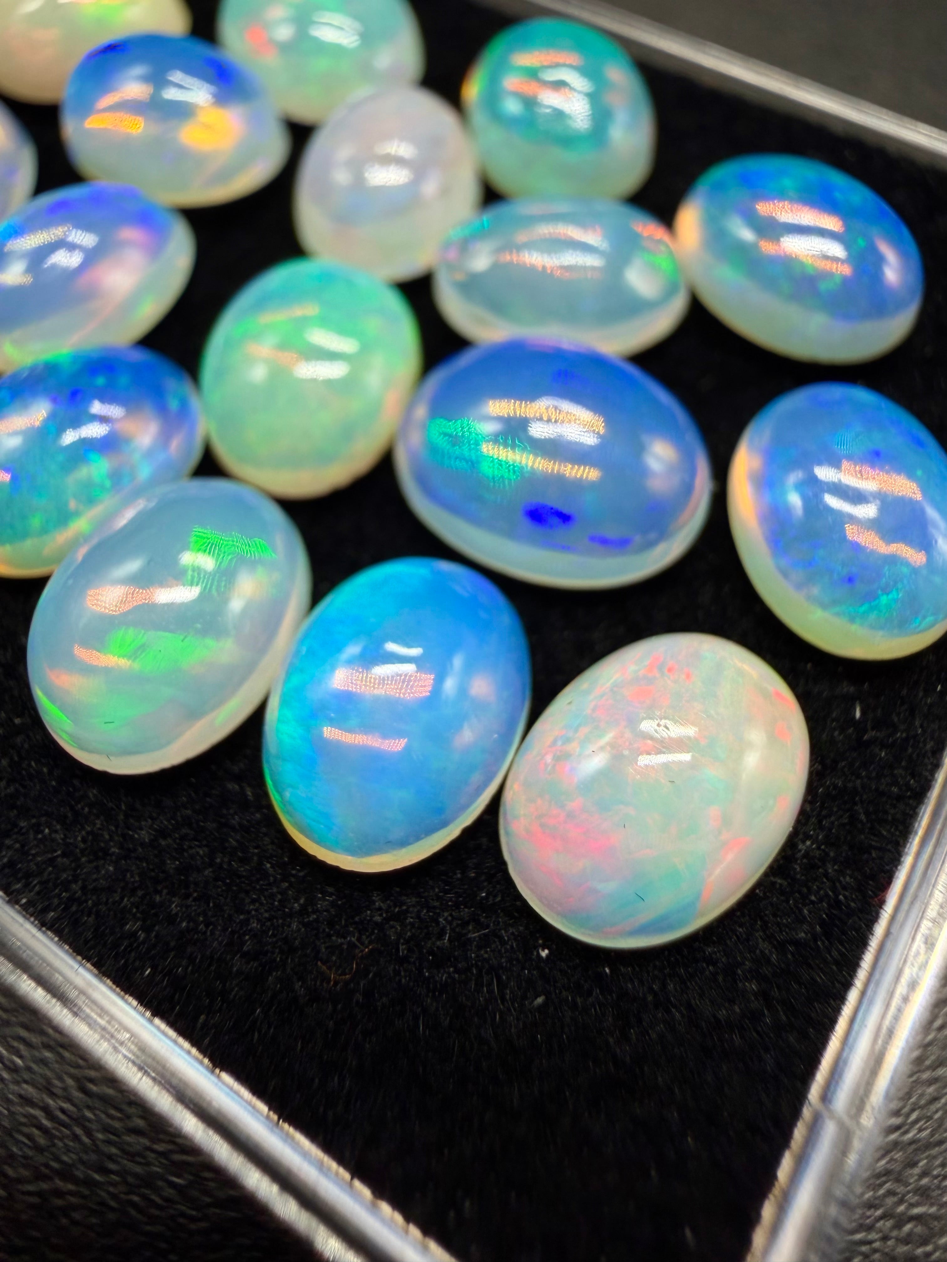 20 pcs precious opal cabochons – Welo, Ethiopia - OPK133
