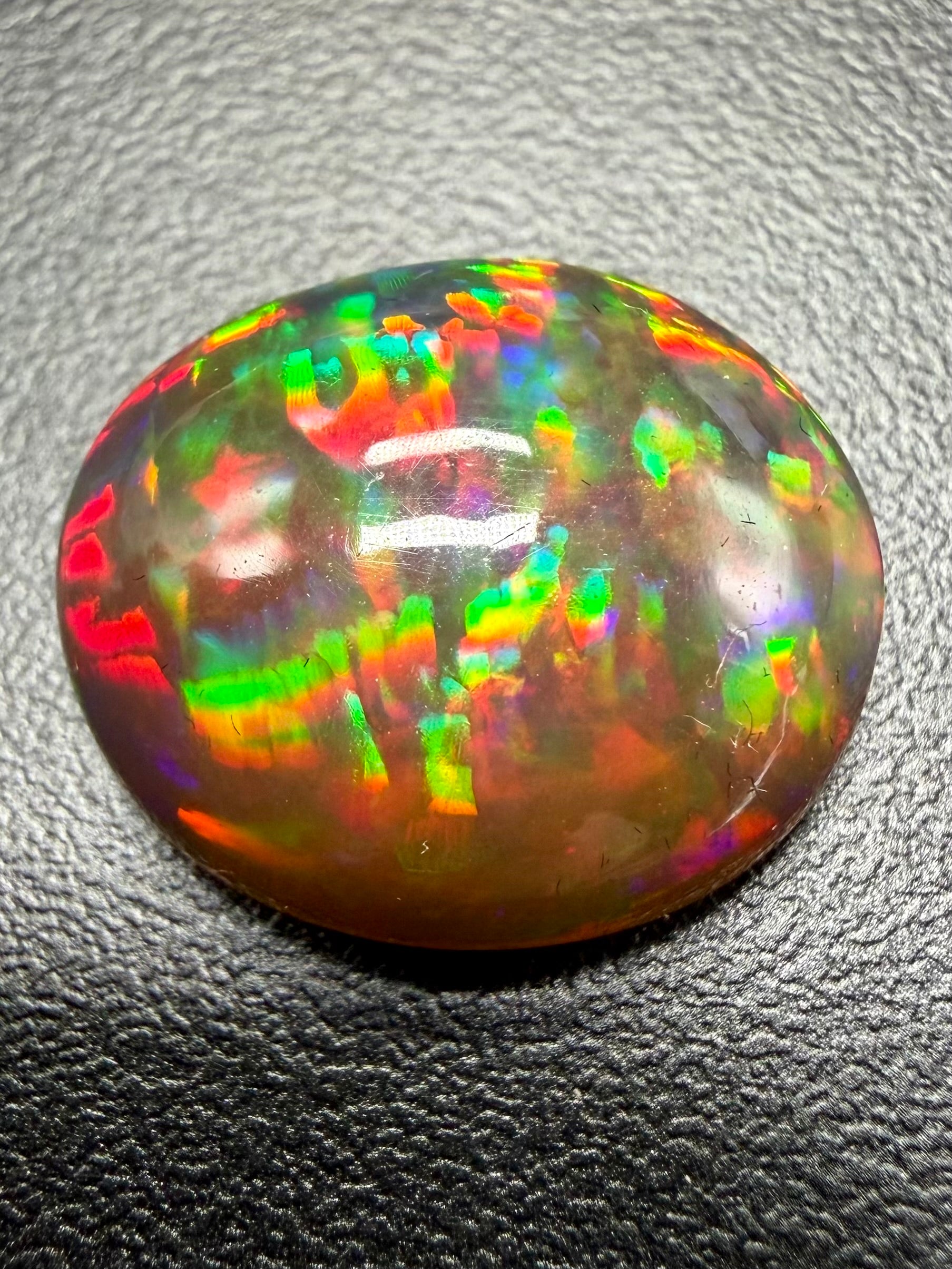 Precious opal 6,75ct – Cabochon – Welo, Ethiopia - OPK134