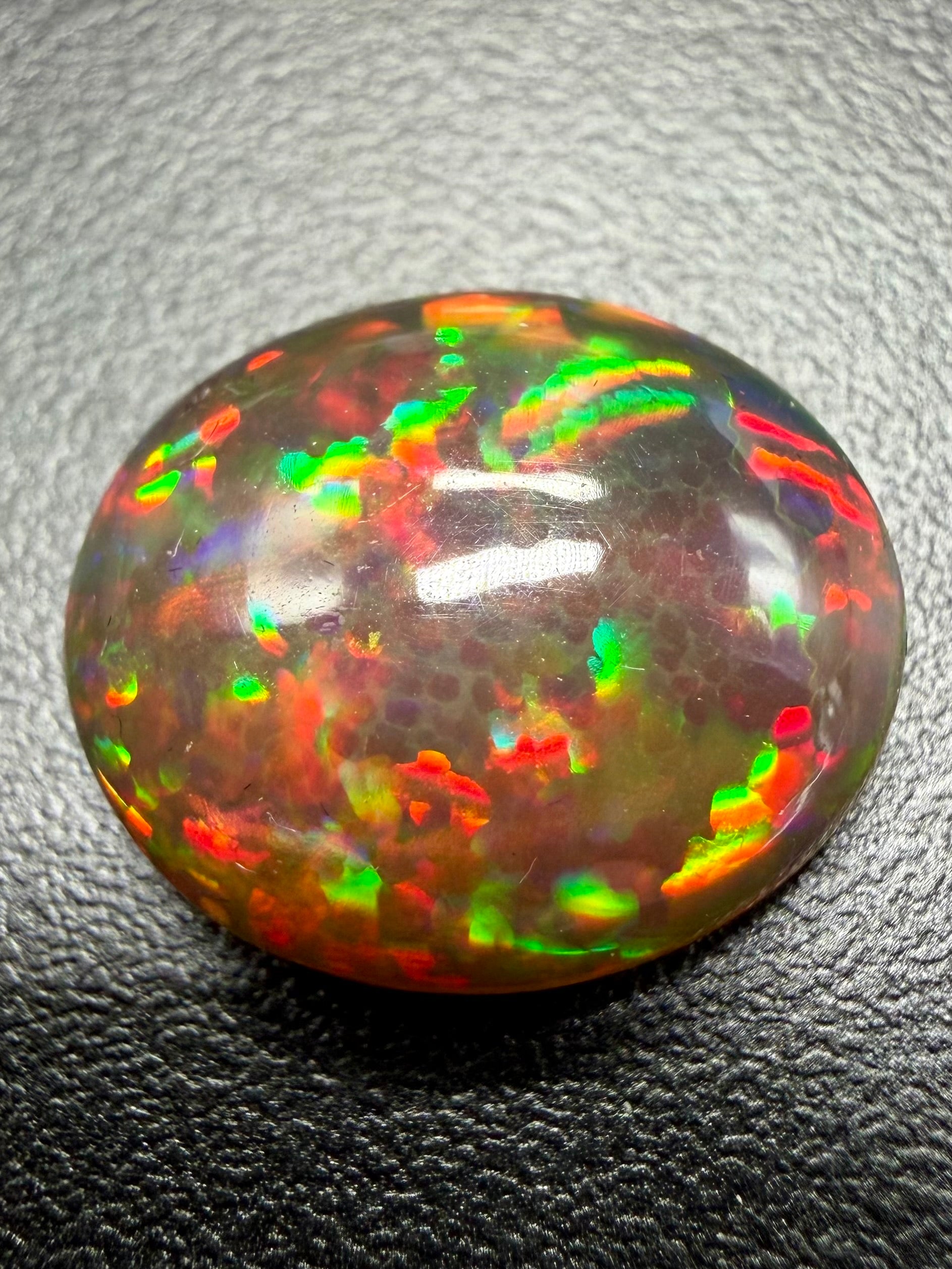 Precious opal 6,75ct – Cabochon – Welo, Ethiopia - OPK134