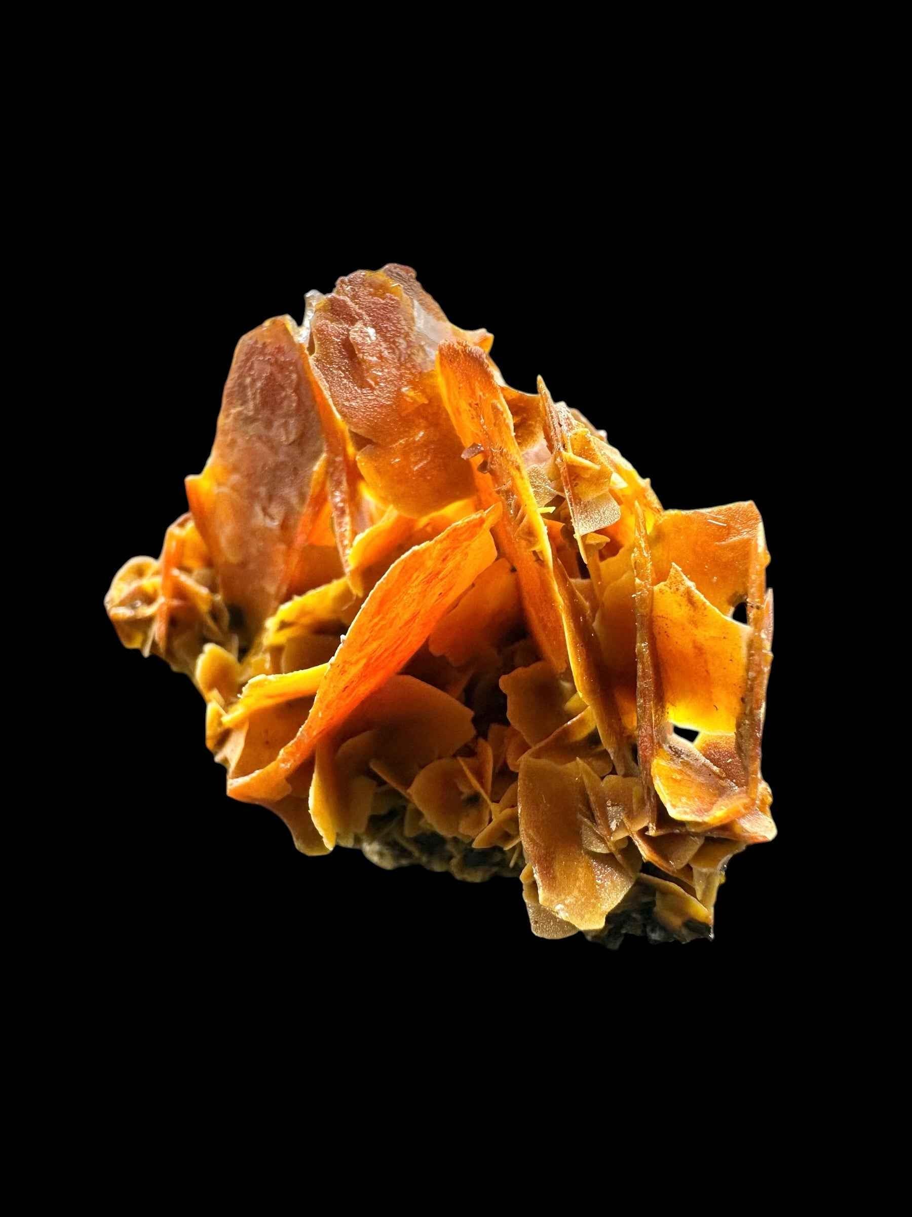 Wulfenite – Kuruktag Mountains – Xinjiang Uygur, China - WY008