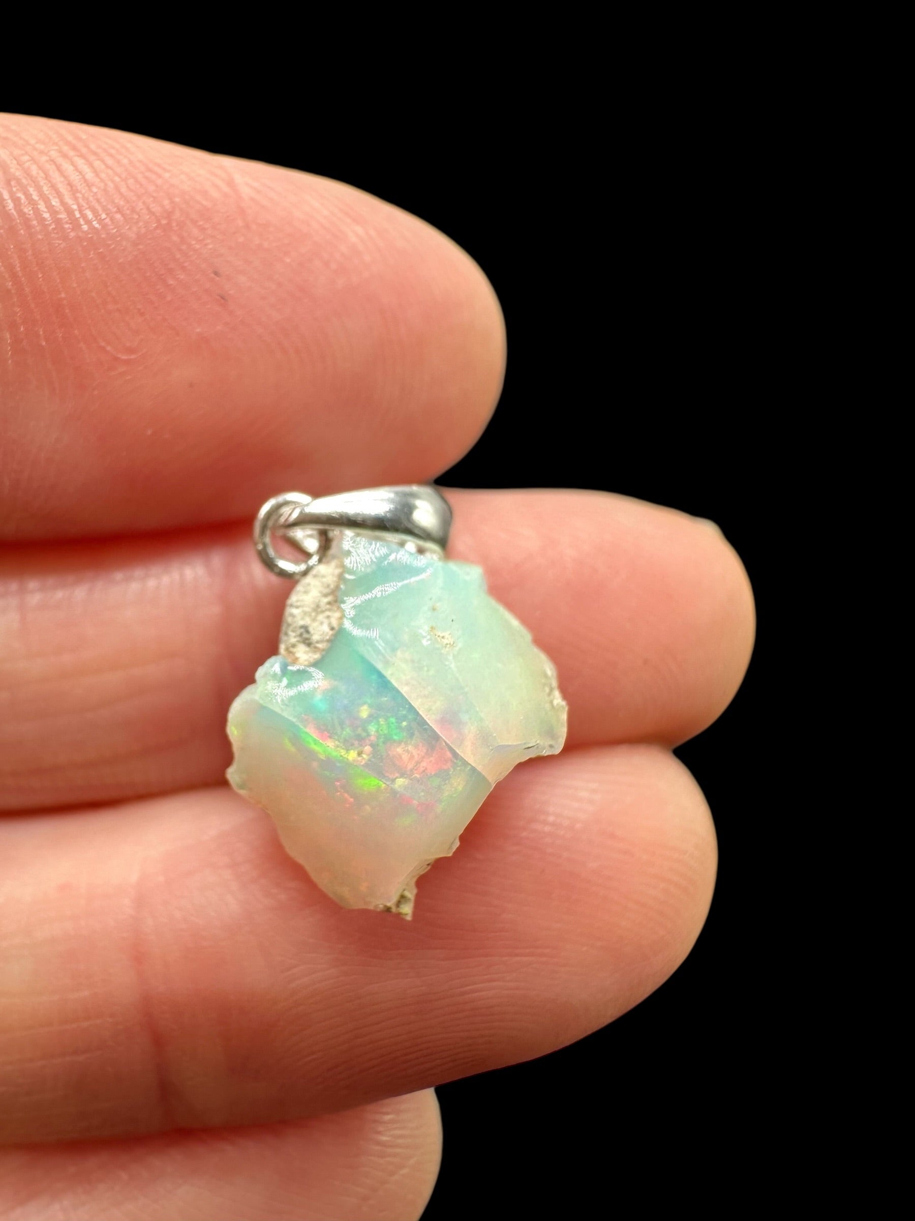 Silver precious opal pendant - SP/OP083
