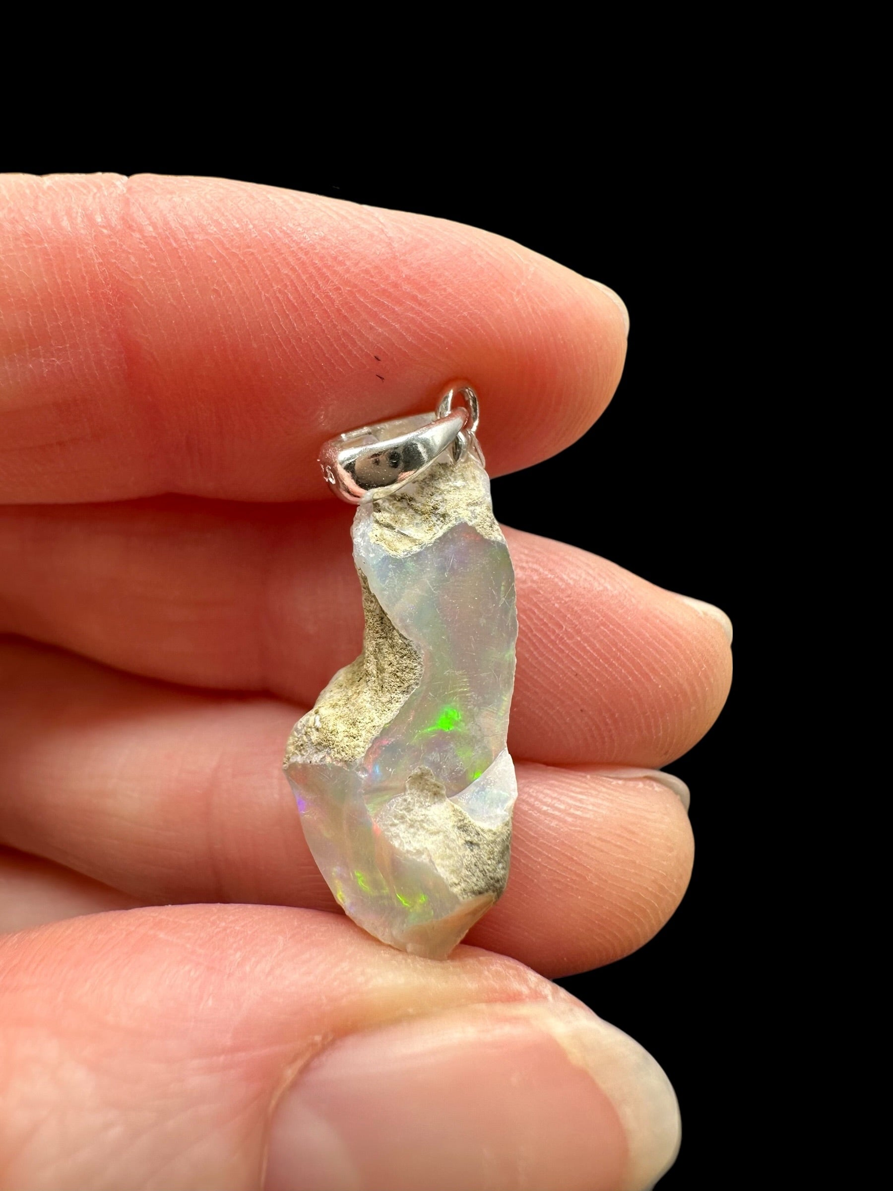 Silver precious opal pendant - SP/OP085