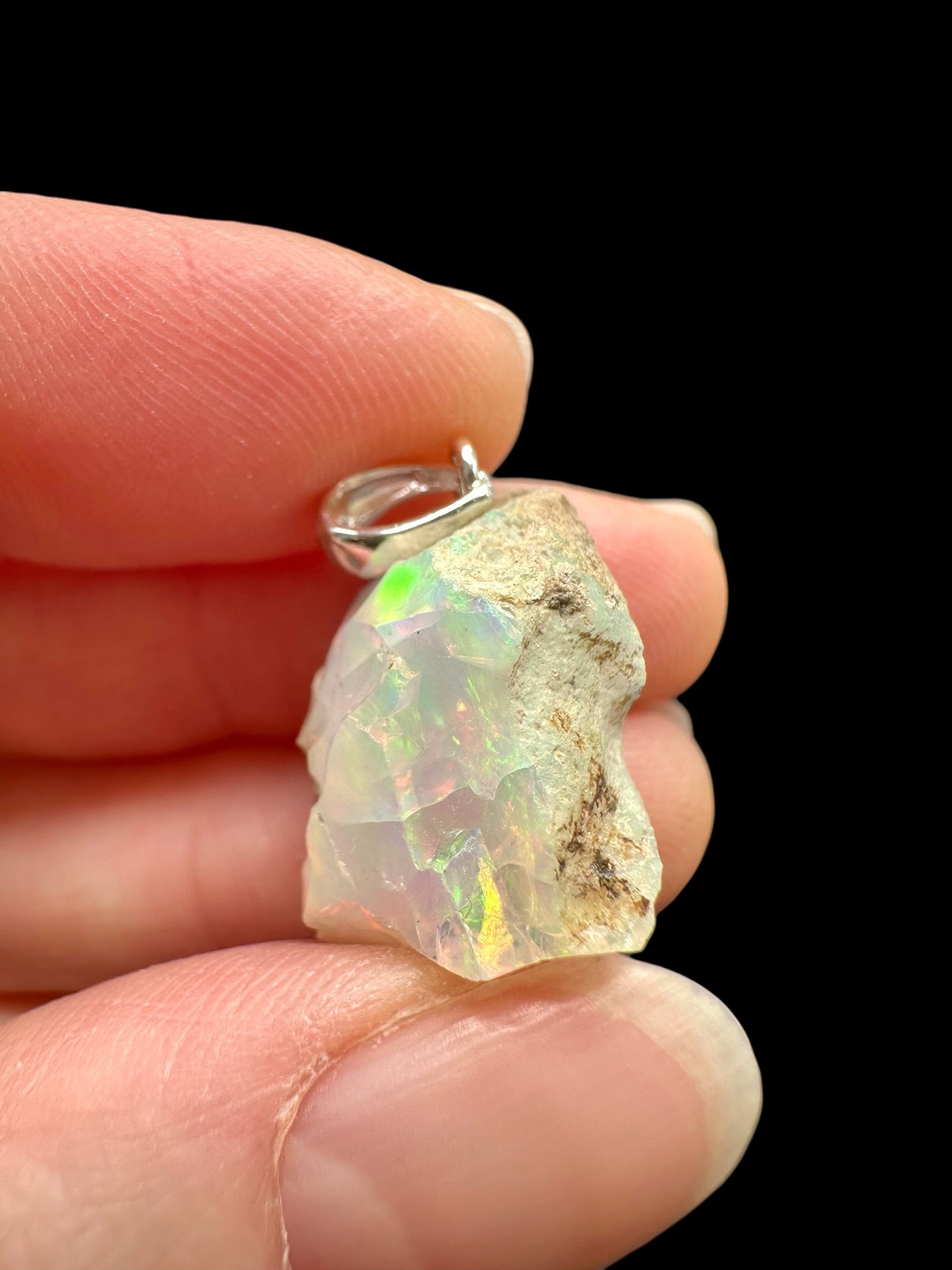 Silver precious opal pendant - SP/OP092