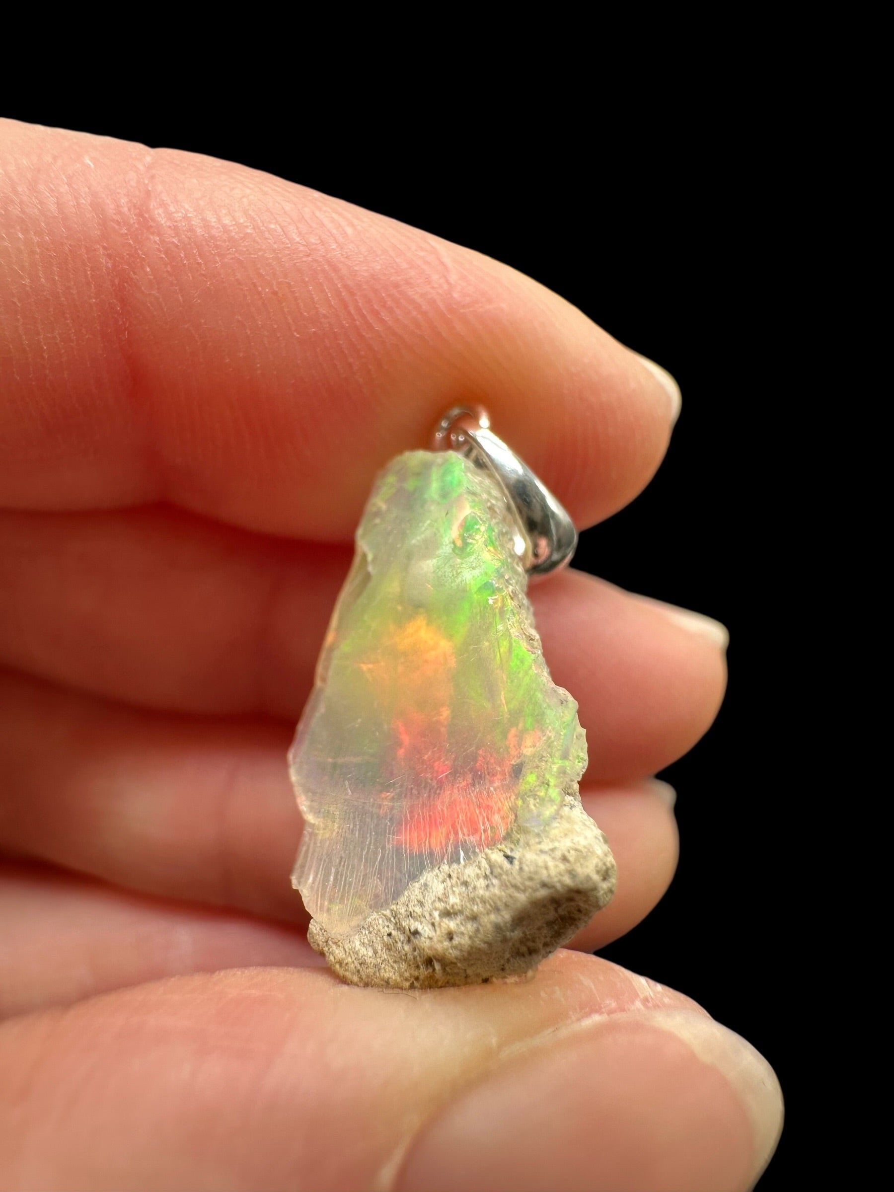 Silver precious opal pendant - SP/OP099