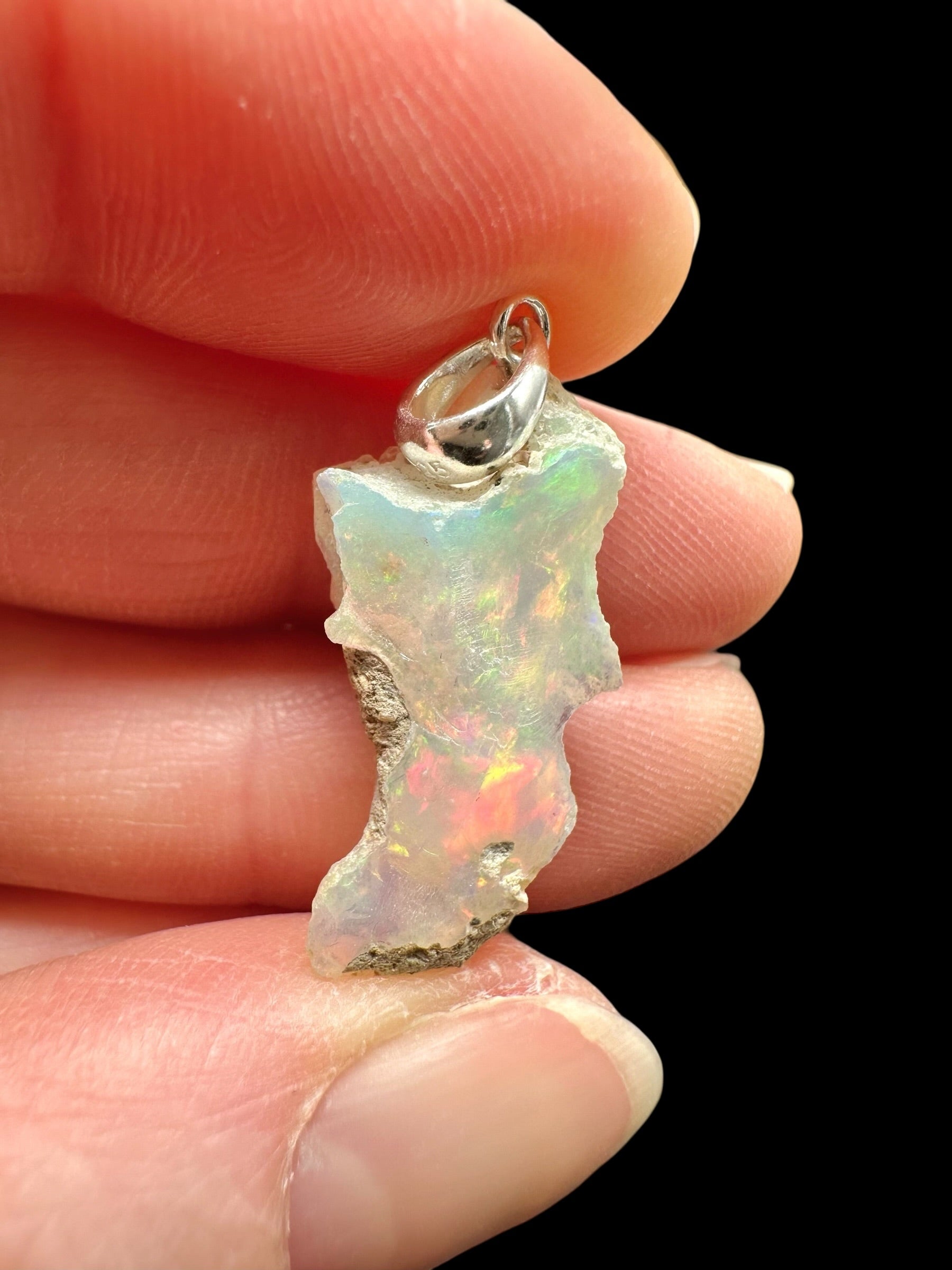 Silver precious opal pendant - SP/OP107
