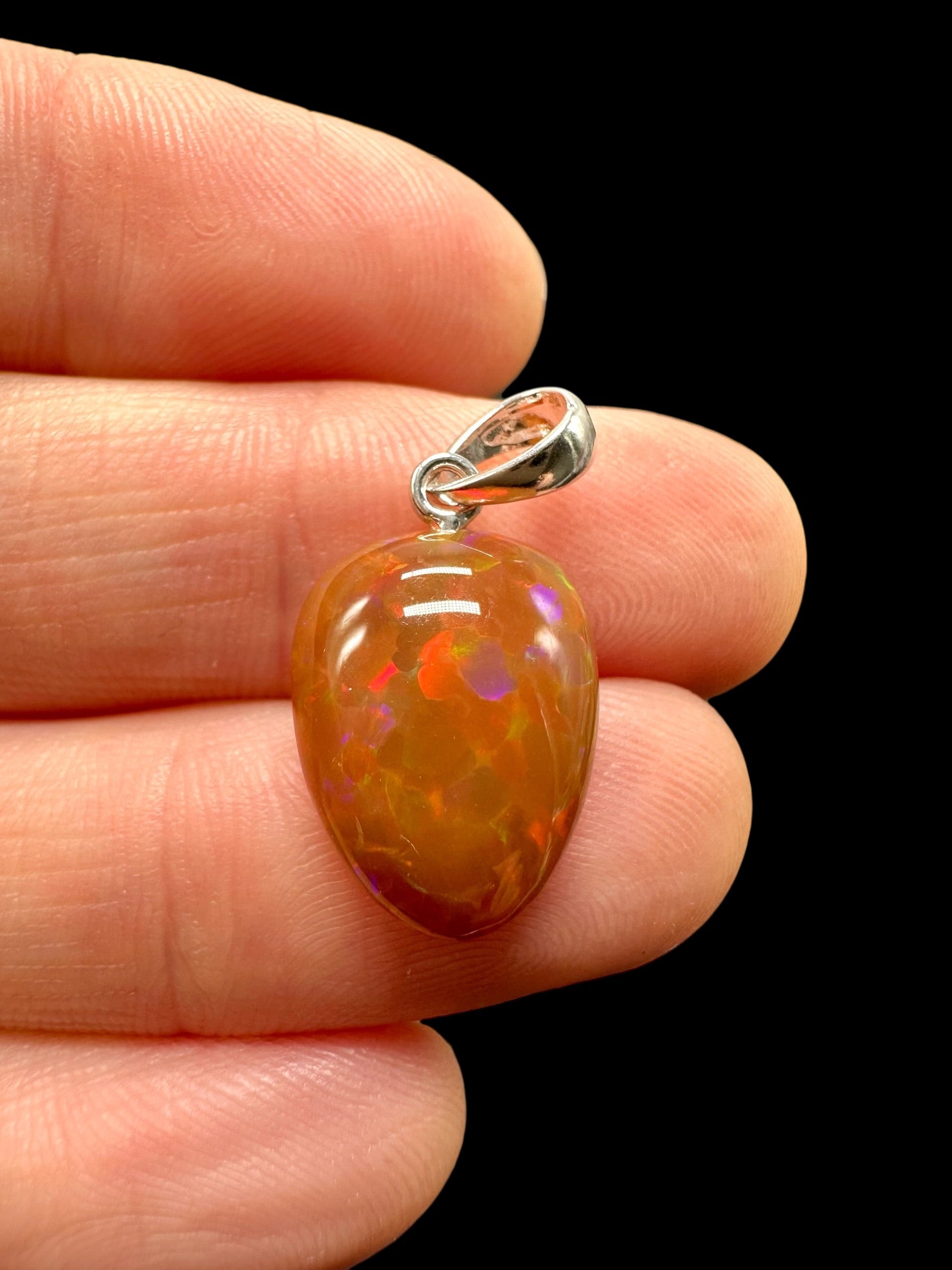 Silver faceted precious opal pendant - SP/OP108