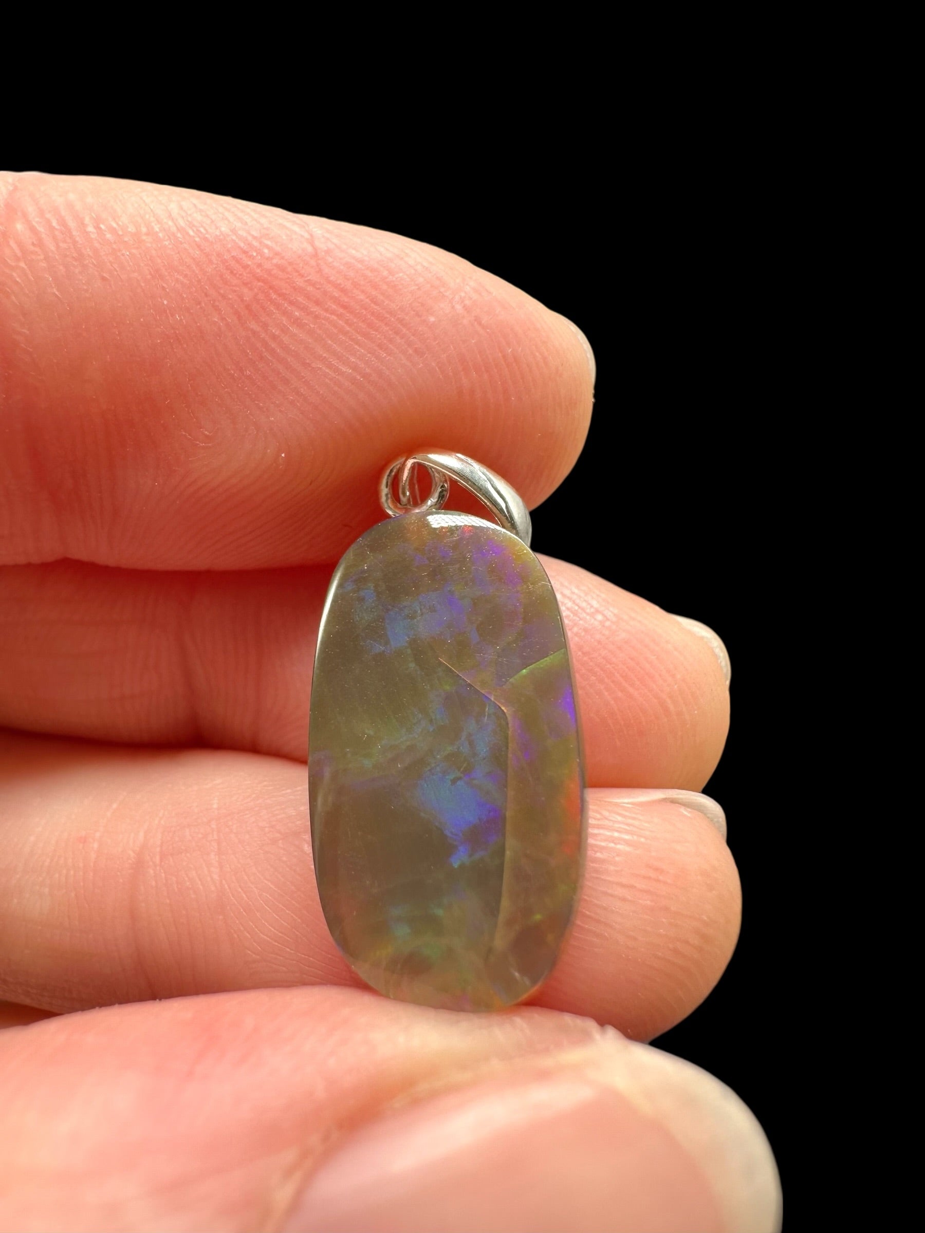 Silver faceted precious opal pendant - SP/OP110