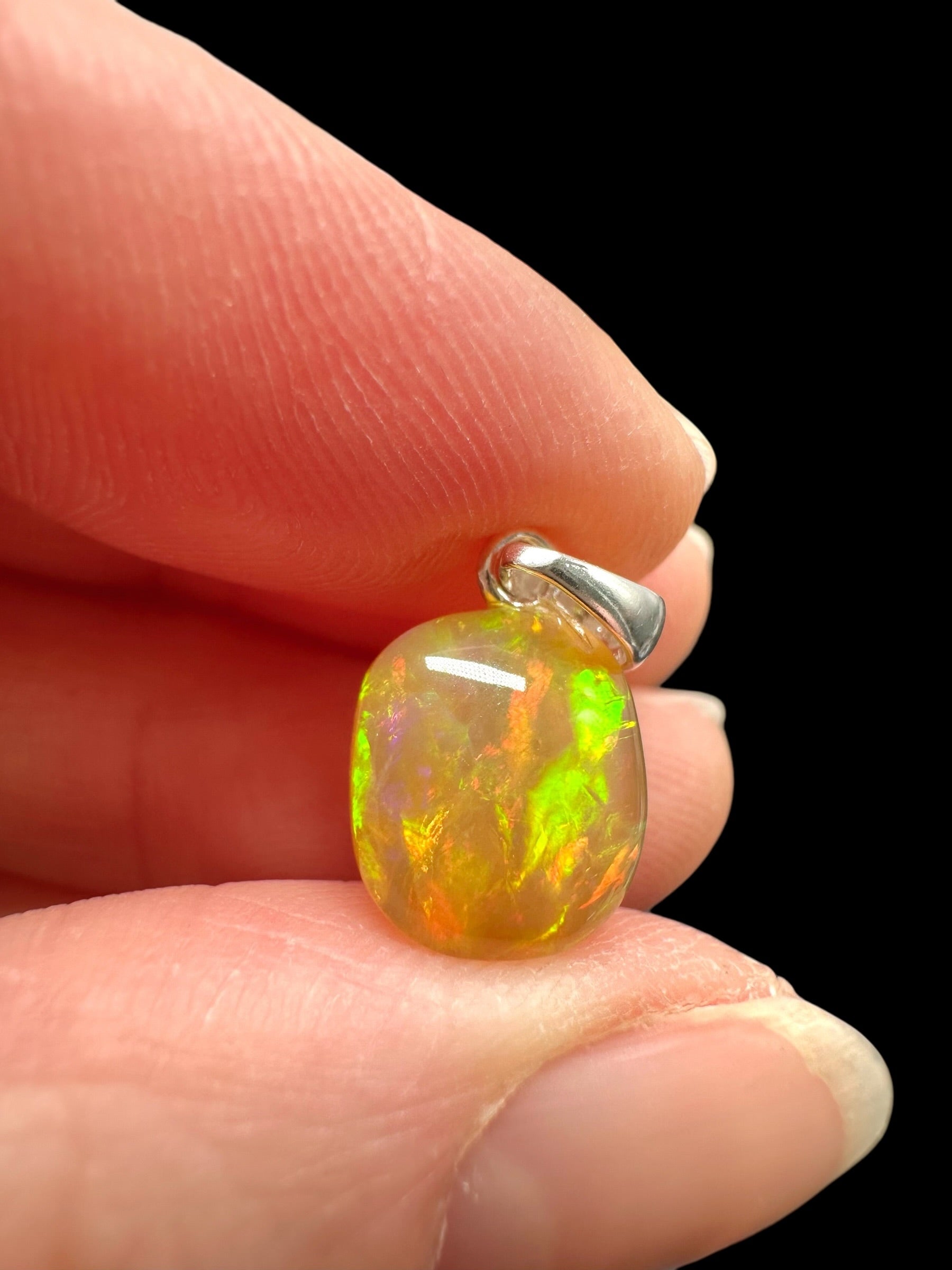 Silver faceted precious opal pendant - SP/OP115