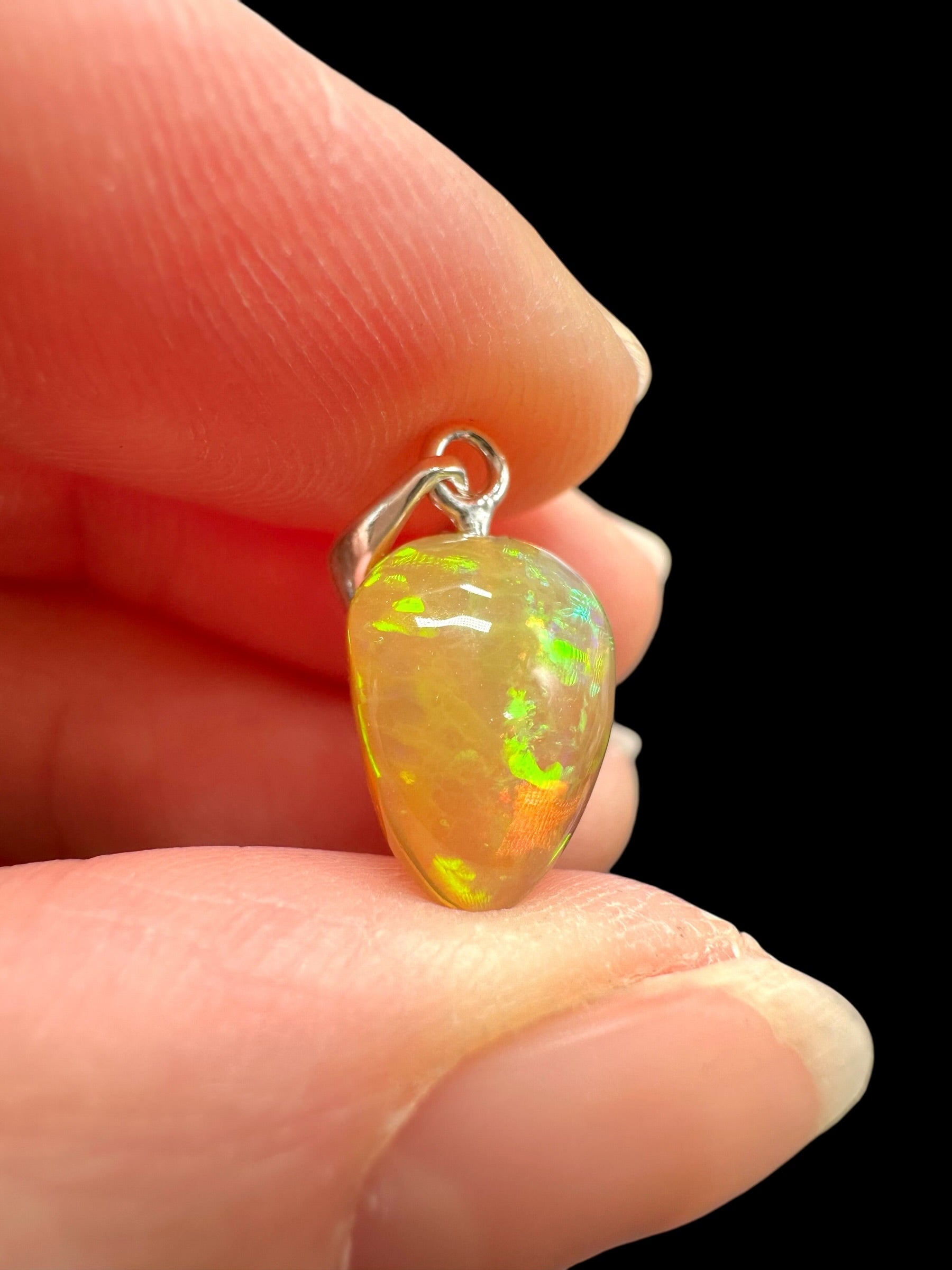 Silver faceted precious opal pendant - SP/OP116