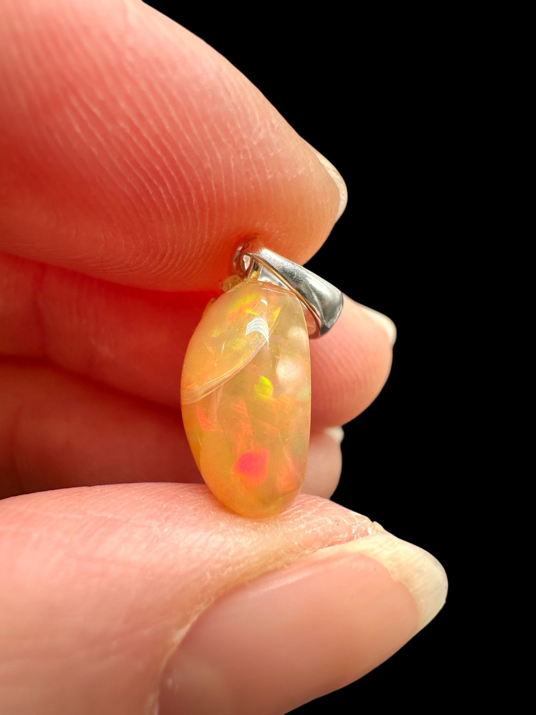 Silver faceted precious opal pendant - SP/OP119