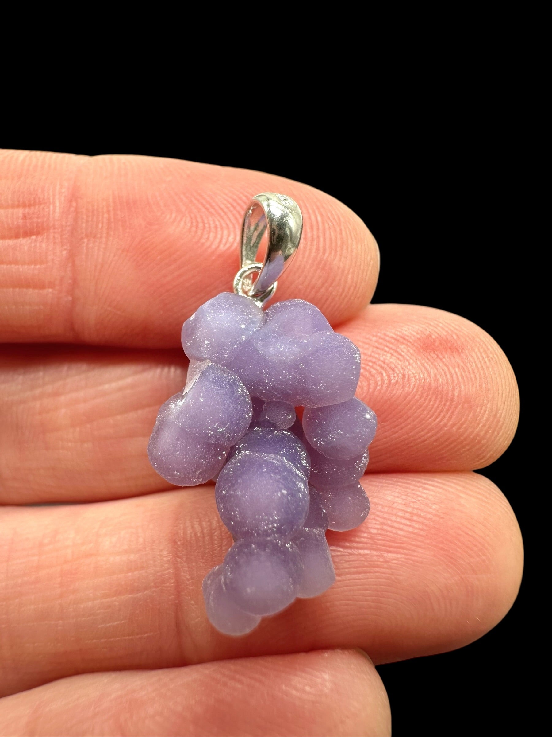 Silver grape chalcedony pendant - SP/HCH004